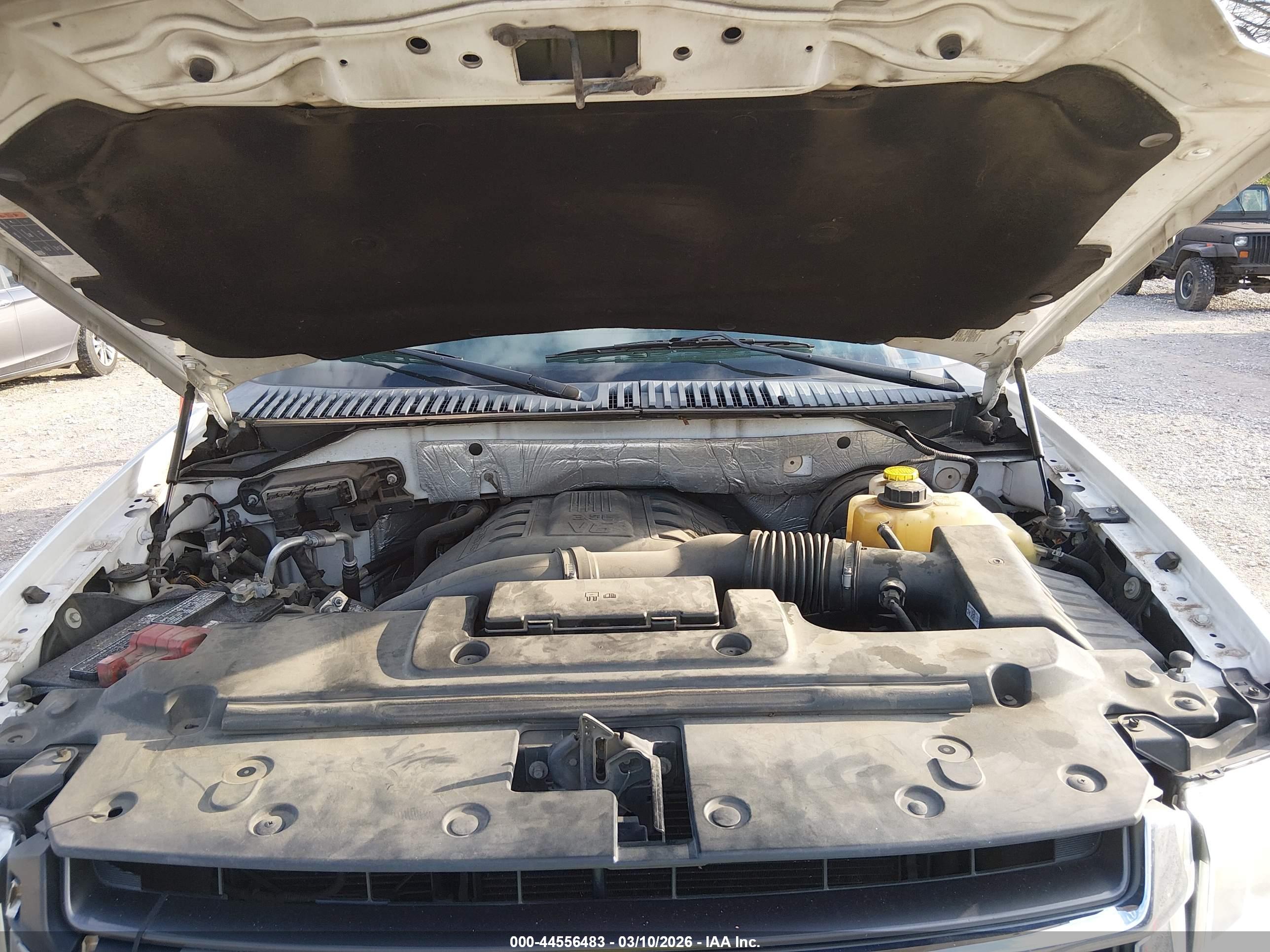 FORD EXPEDITION image 10