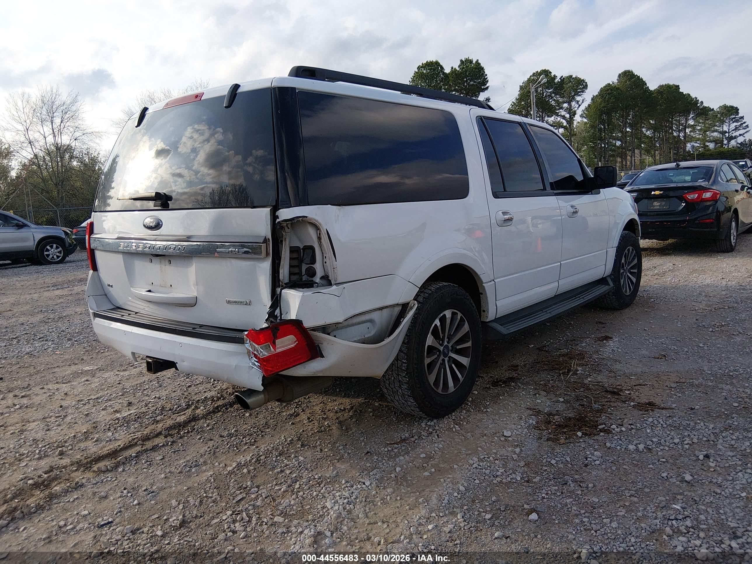FORD EXPEDITION image 4