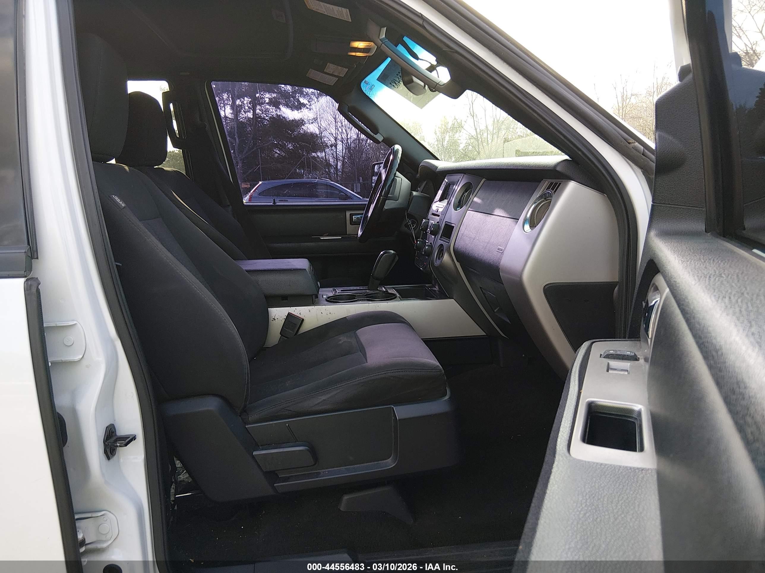 FORD EXPEDITION image 5