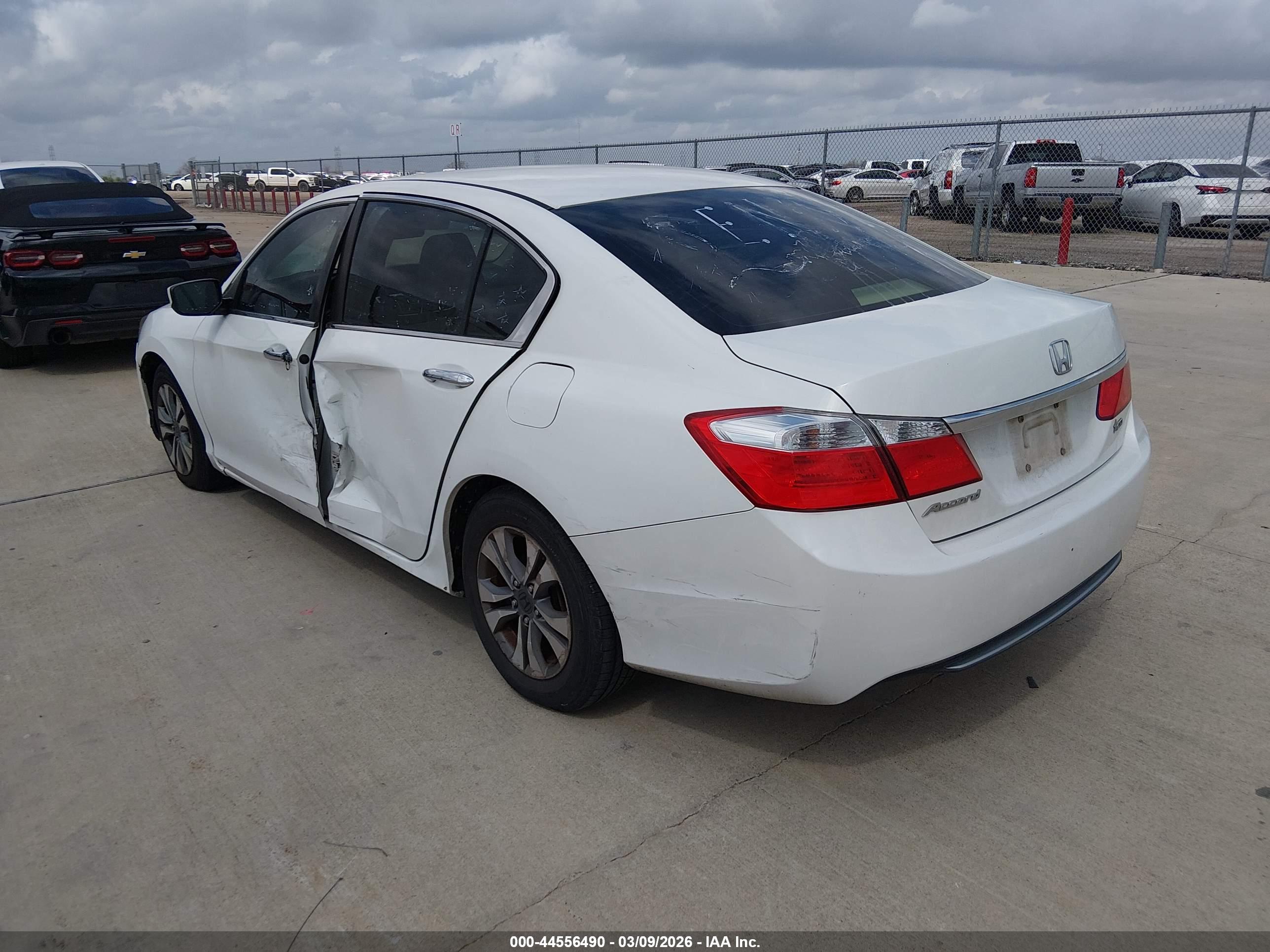 HONDA ACCORD image 3