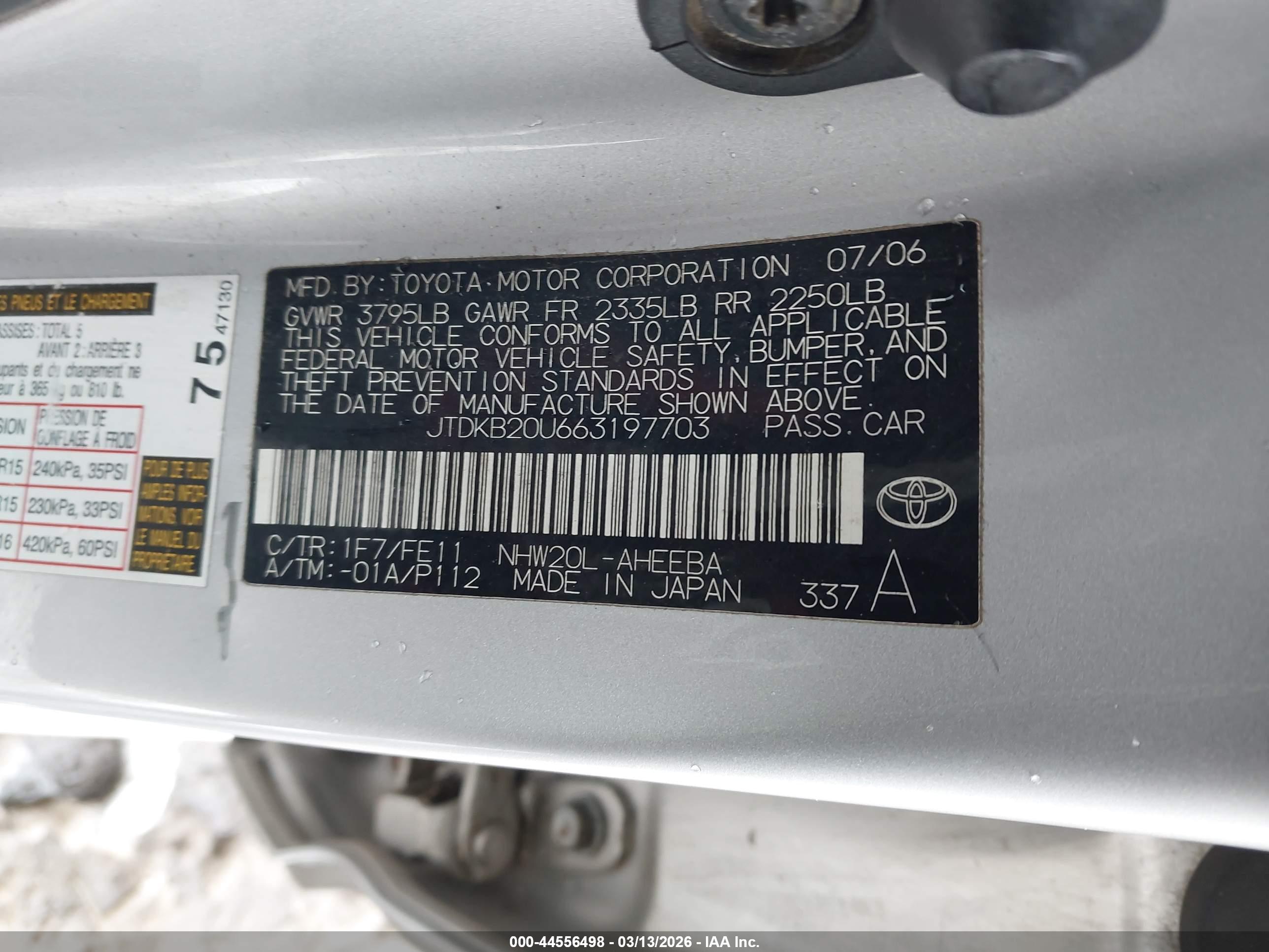 TOYOTA PRIUS image 9