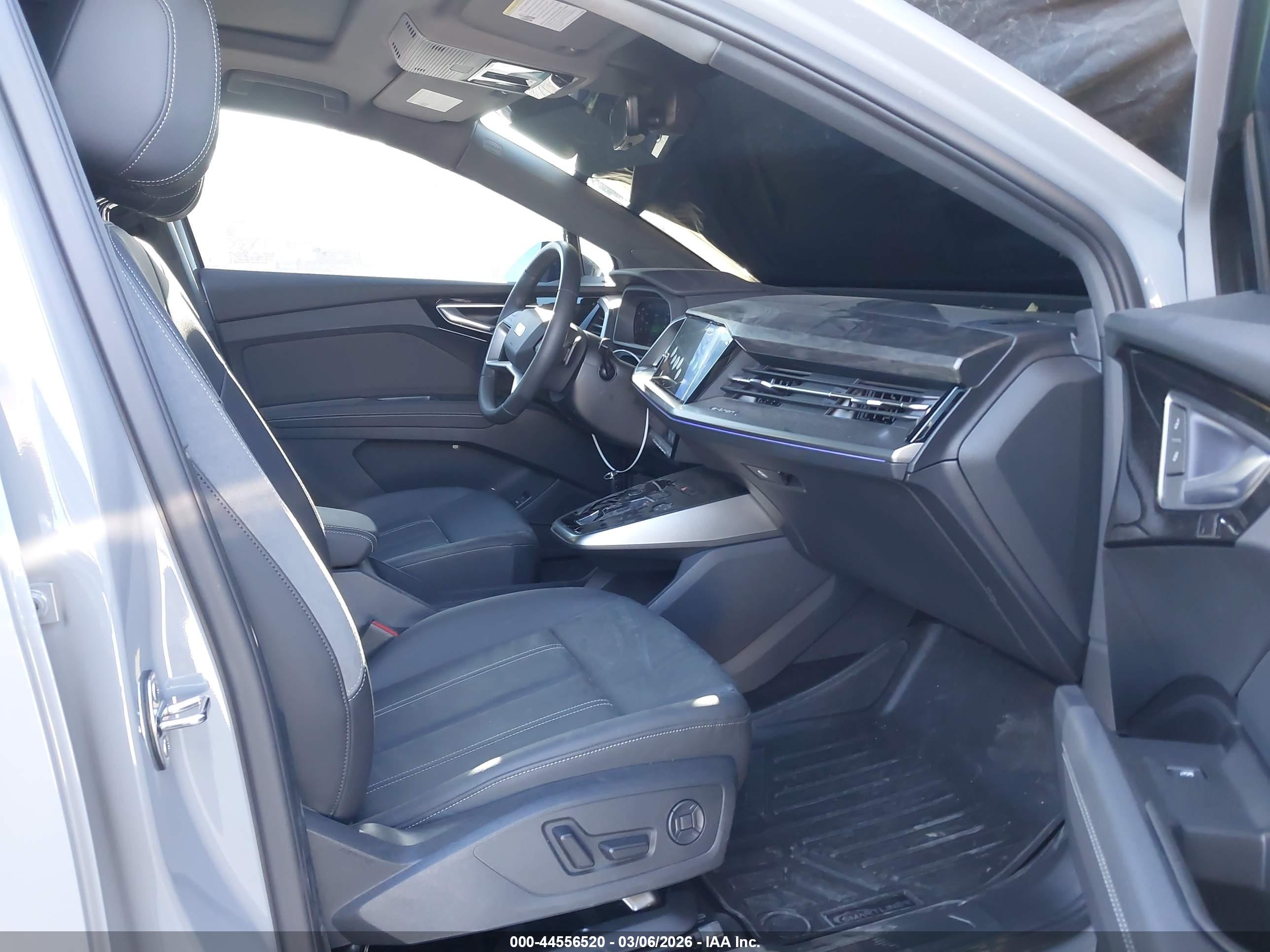 AUDI Q4 image 5
