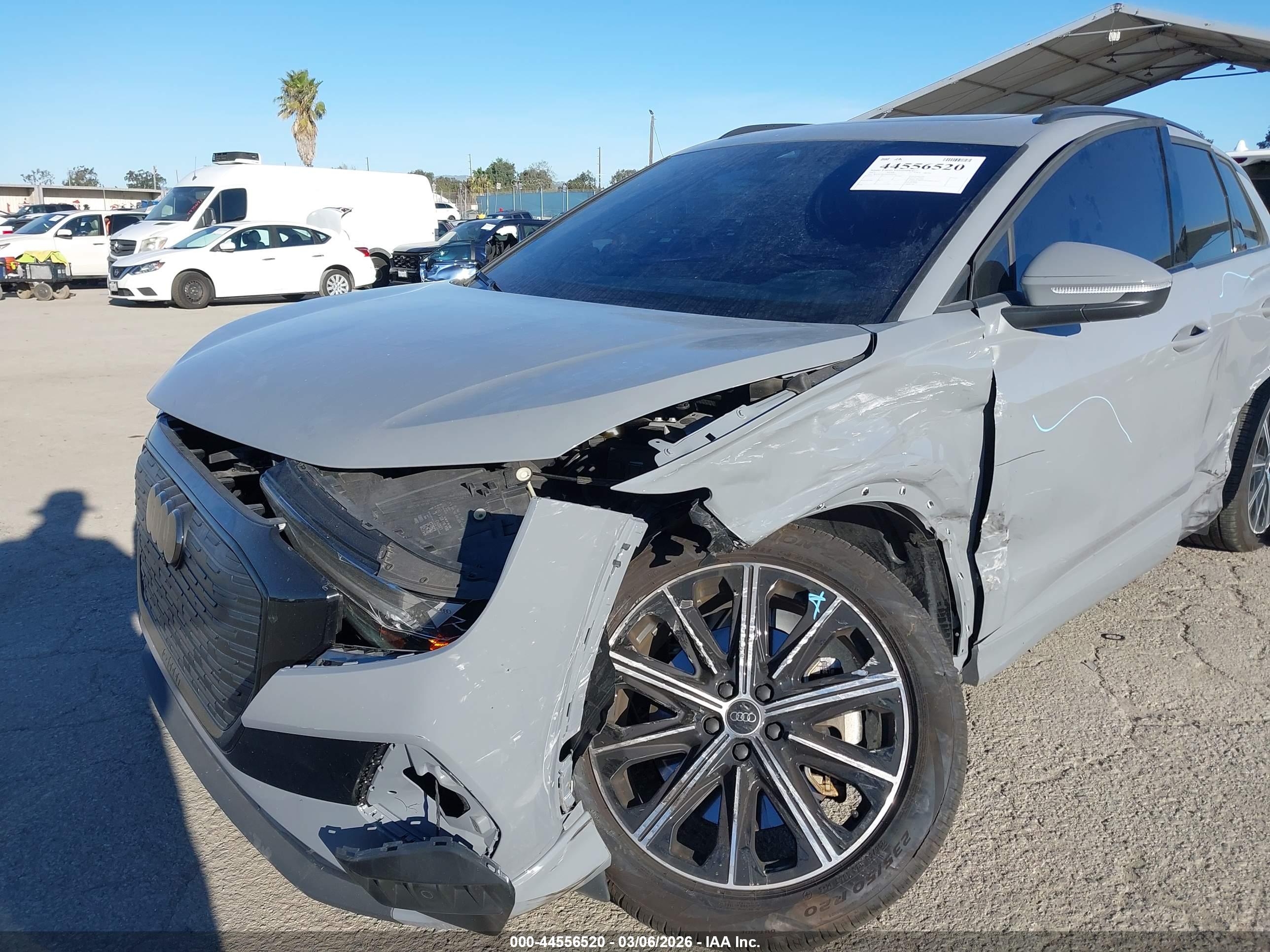 AUDI Q4 image 6