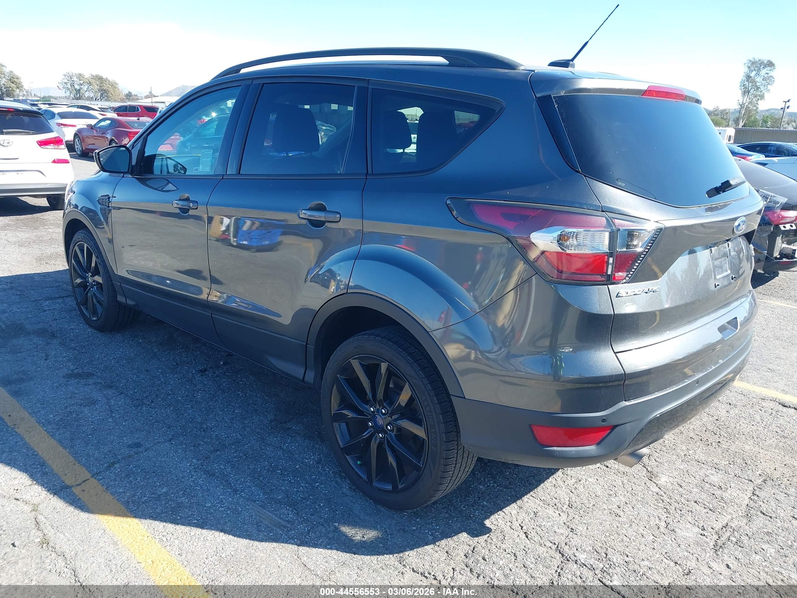FORD ESCAPE image 3