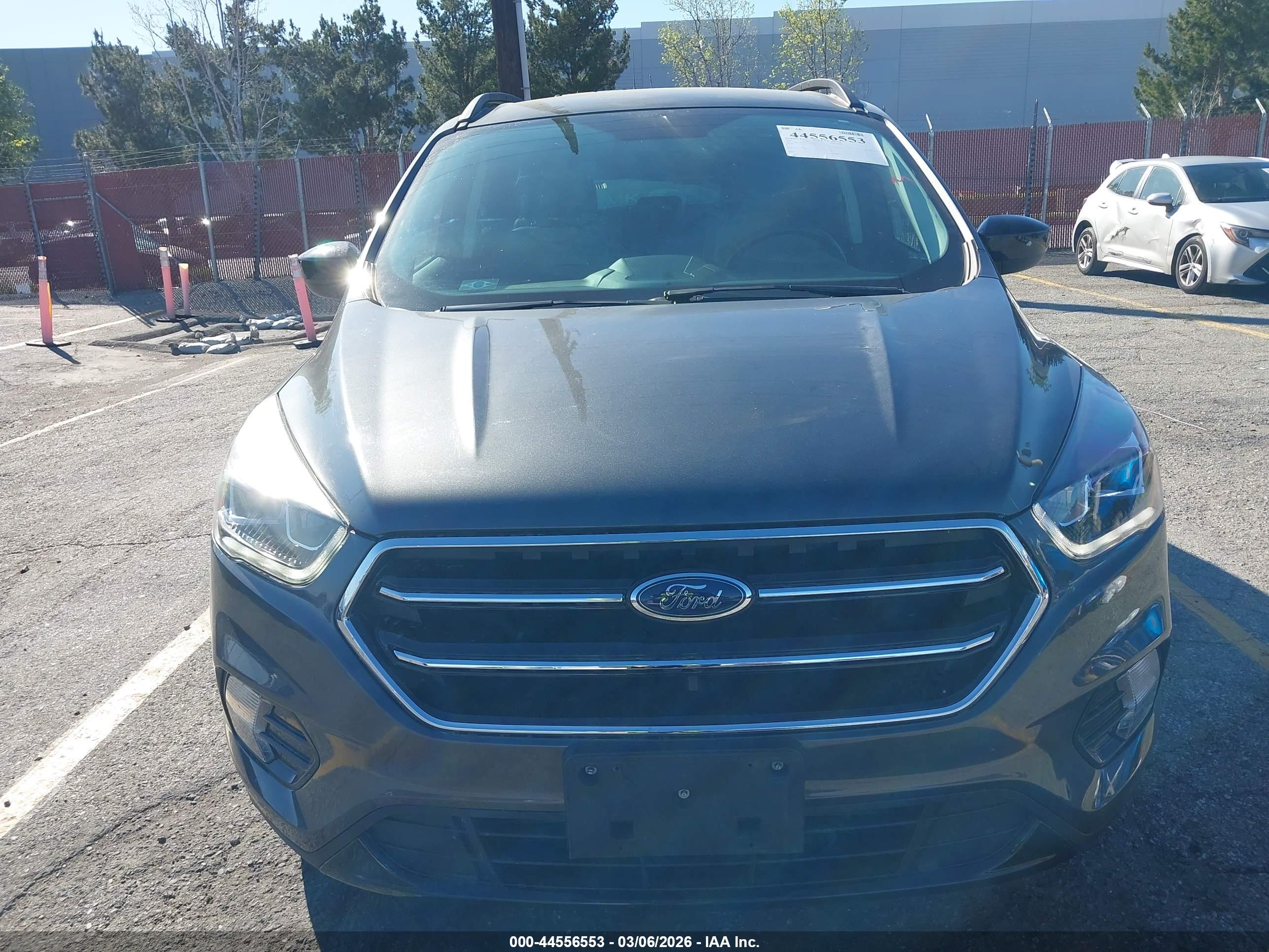 FORD ESCAPE image 6