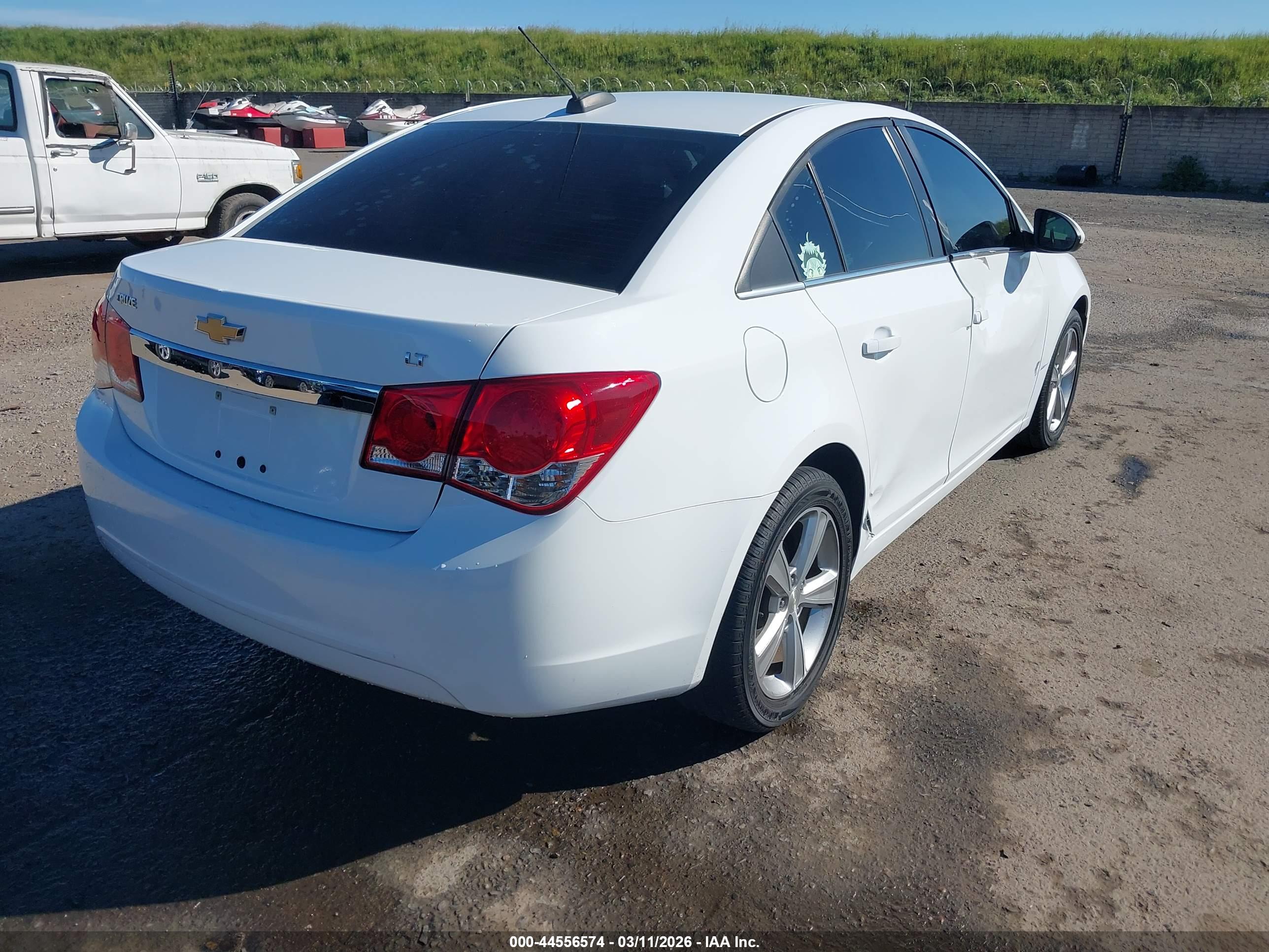 CHEVROLET CRUZE image 4