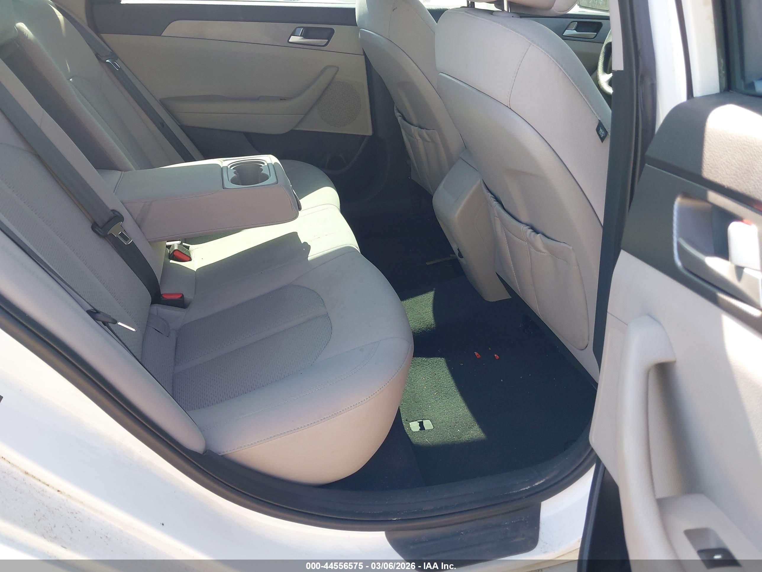 HYUNDAI SONATA image 8