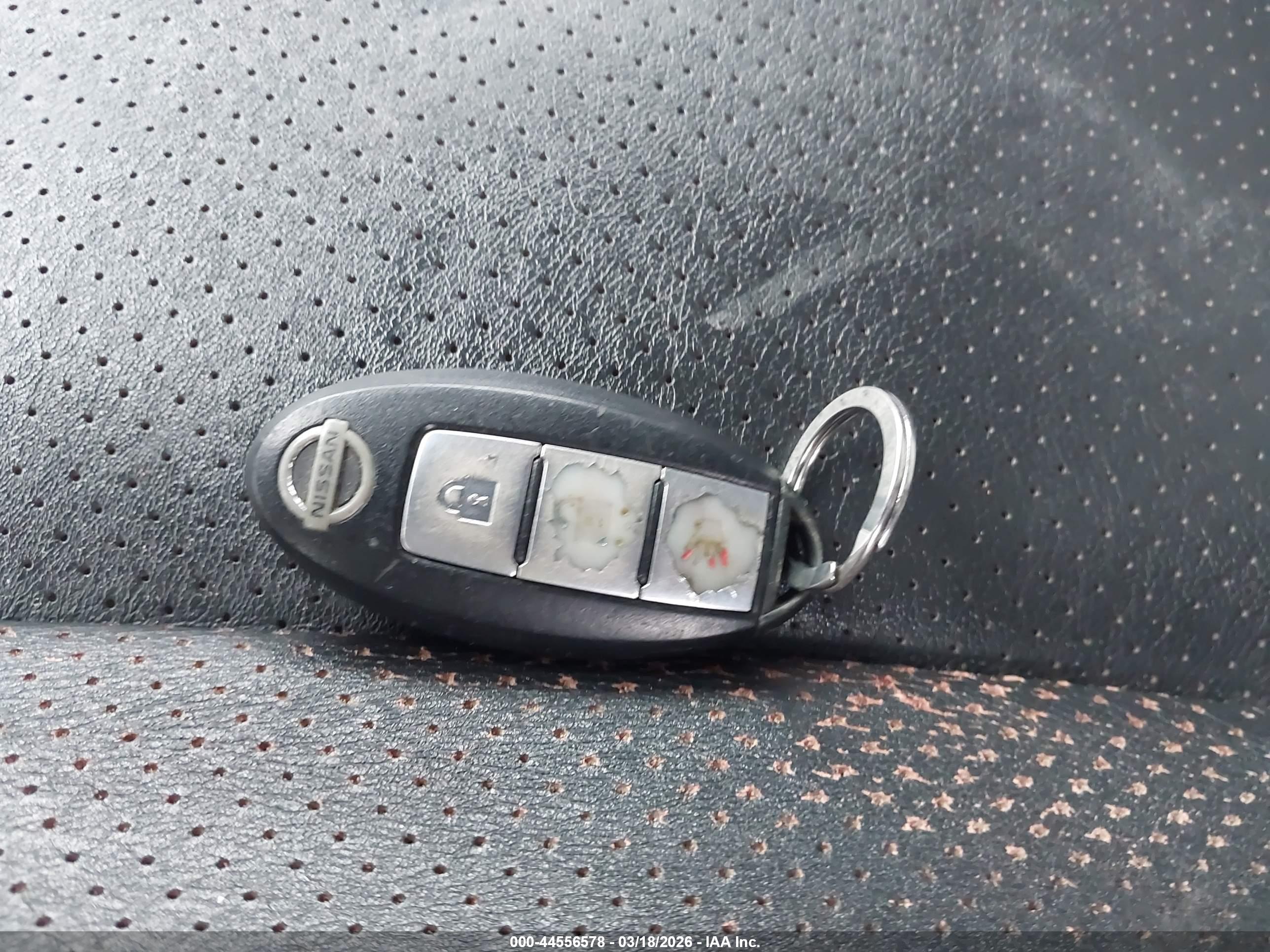 NISSAN ROGUE image 11