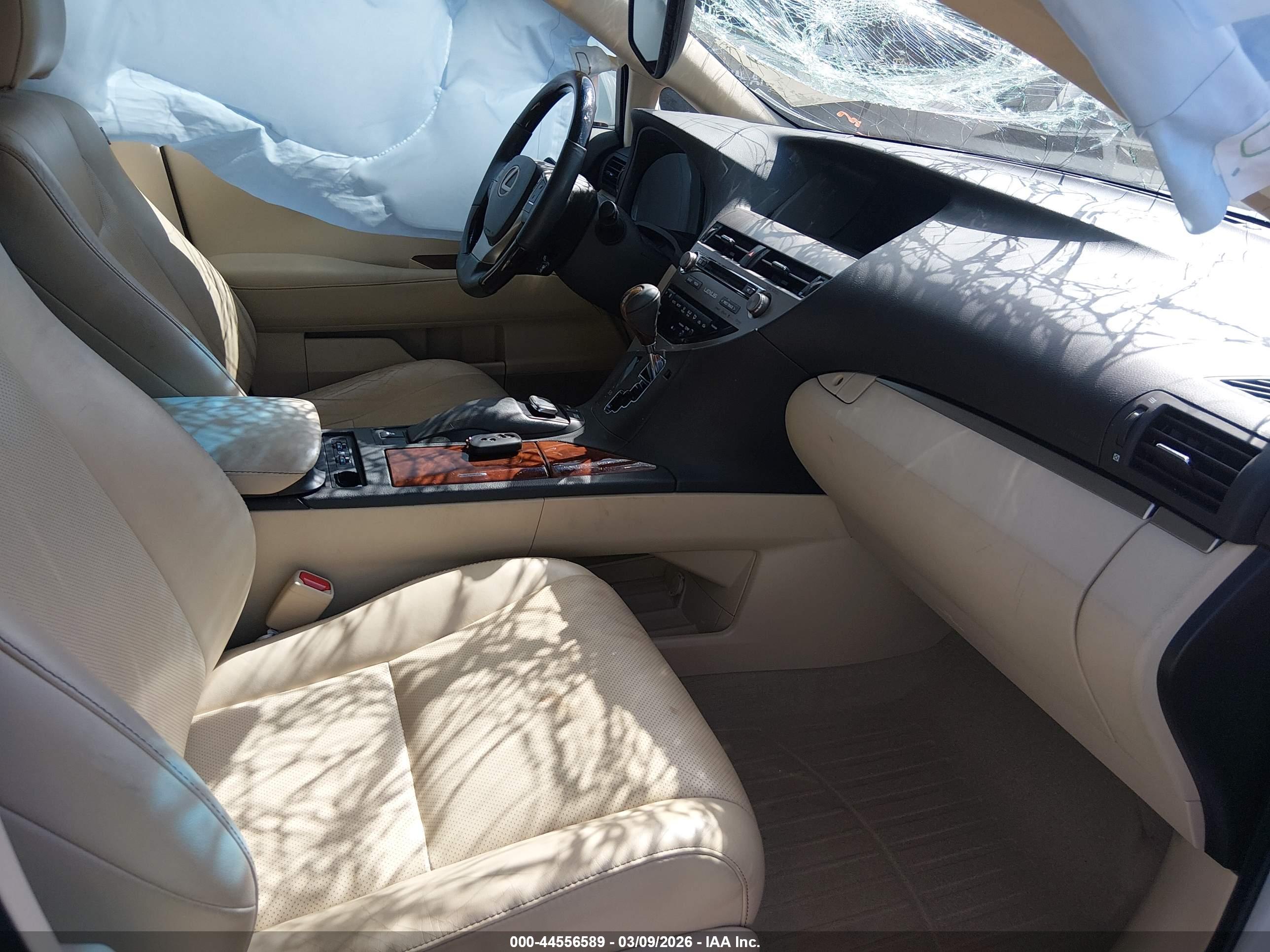 LEXUS RX image 5