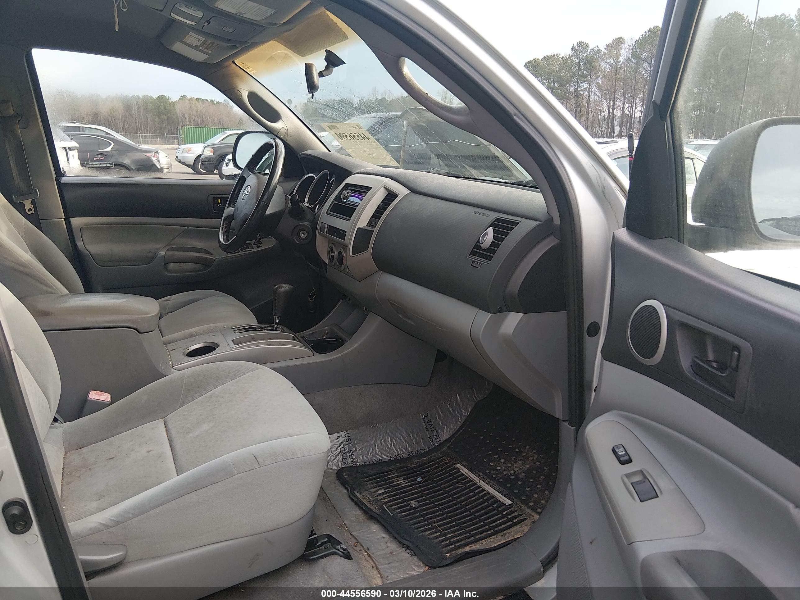 TOYOTA TACOMA image 5