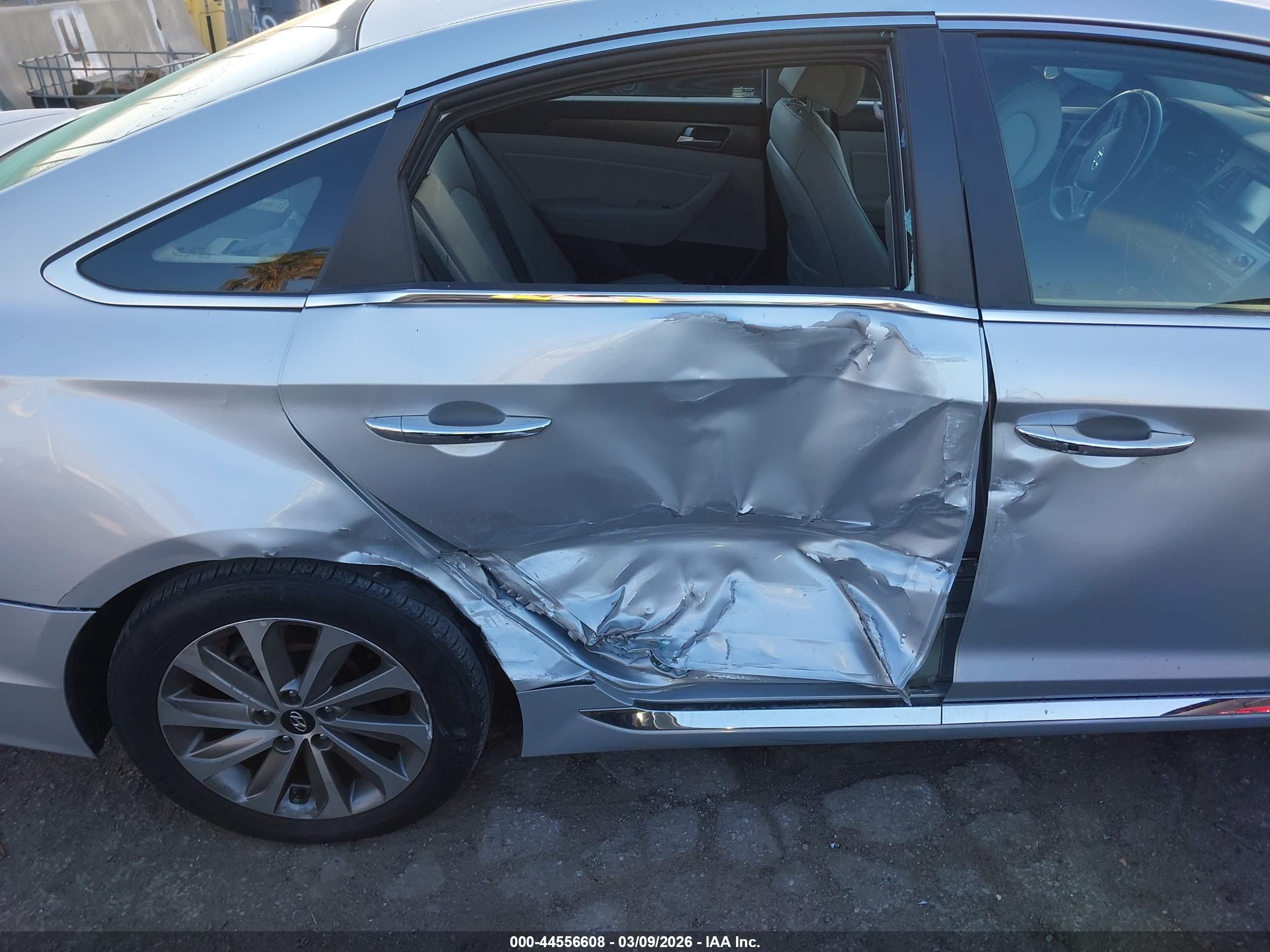 HYUNDAI SONATA image 6
