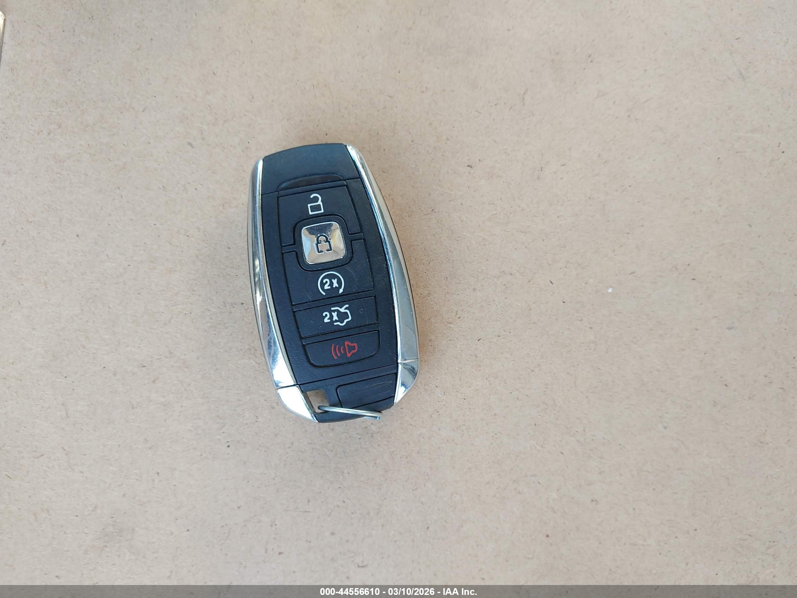 LINCOLN MKC image 11