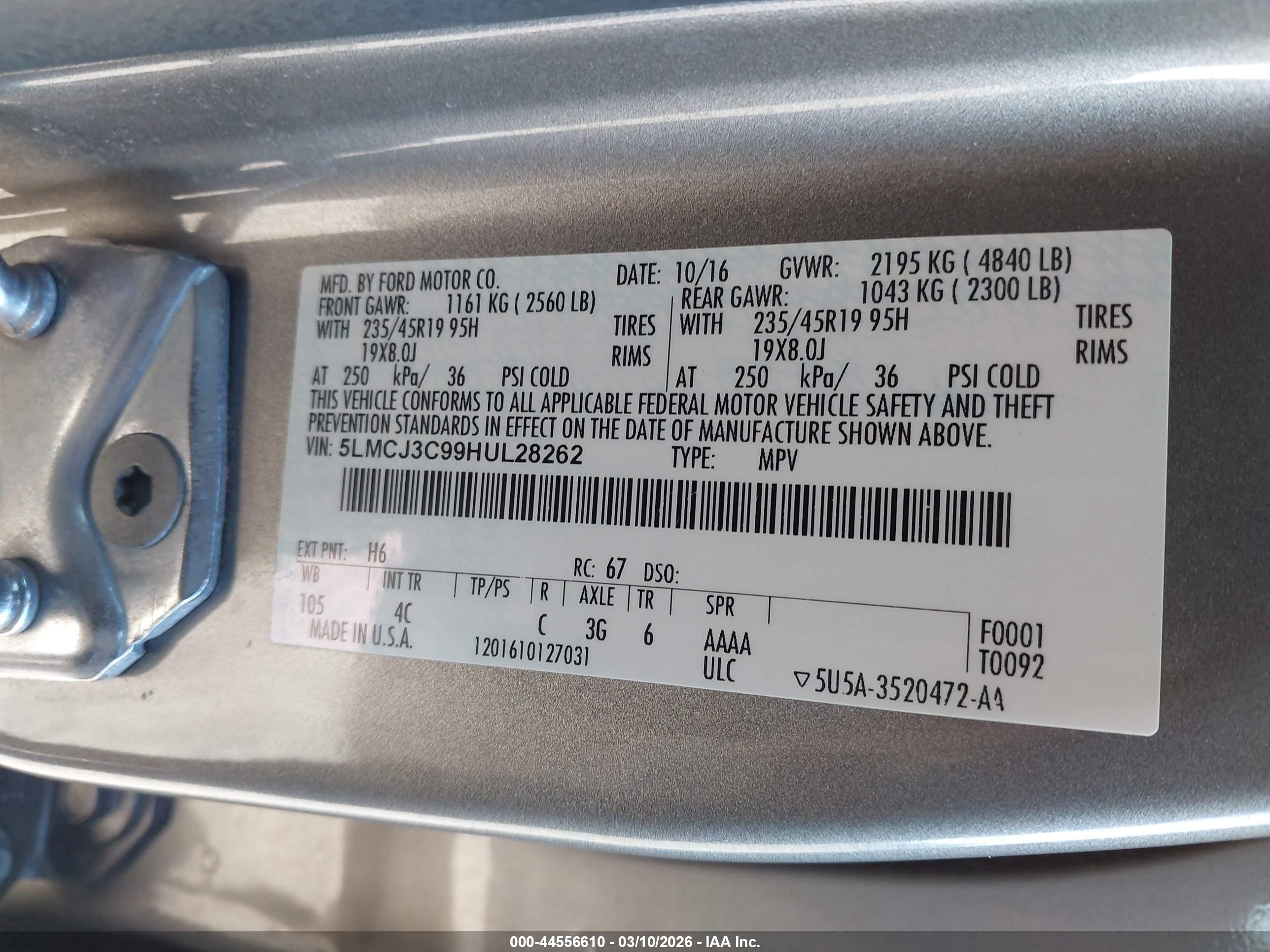 LINCOLN MKC image 9