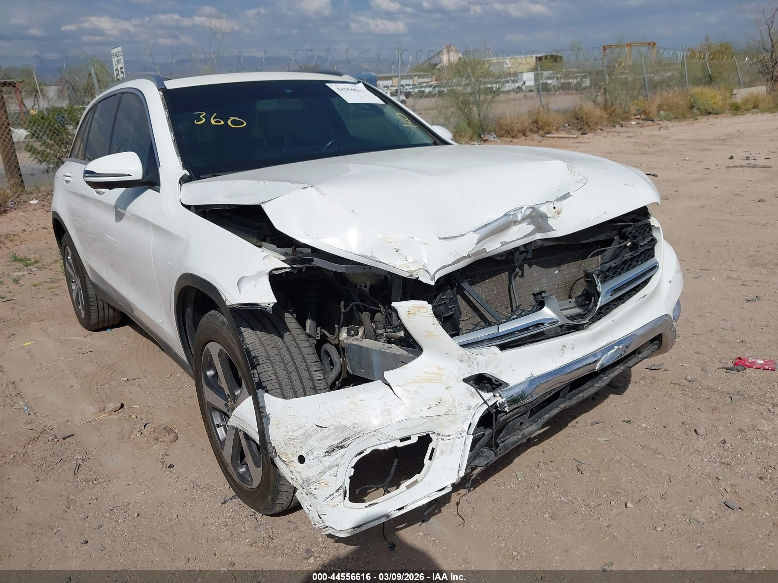 MERCEDES-BENZ GLC image 6