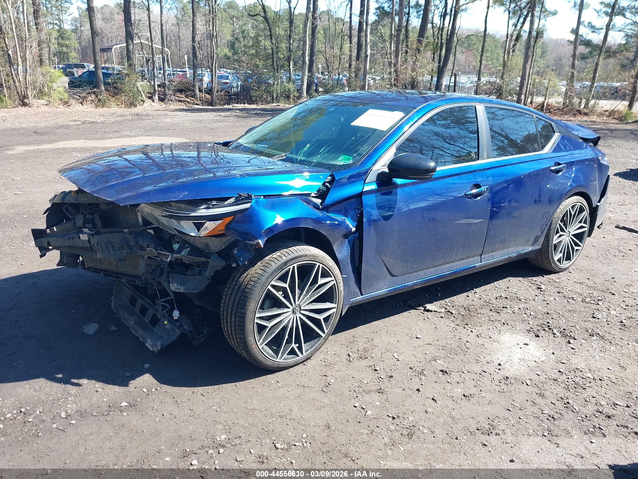 NISSAN ALTIMA image 2