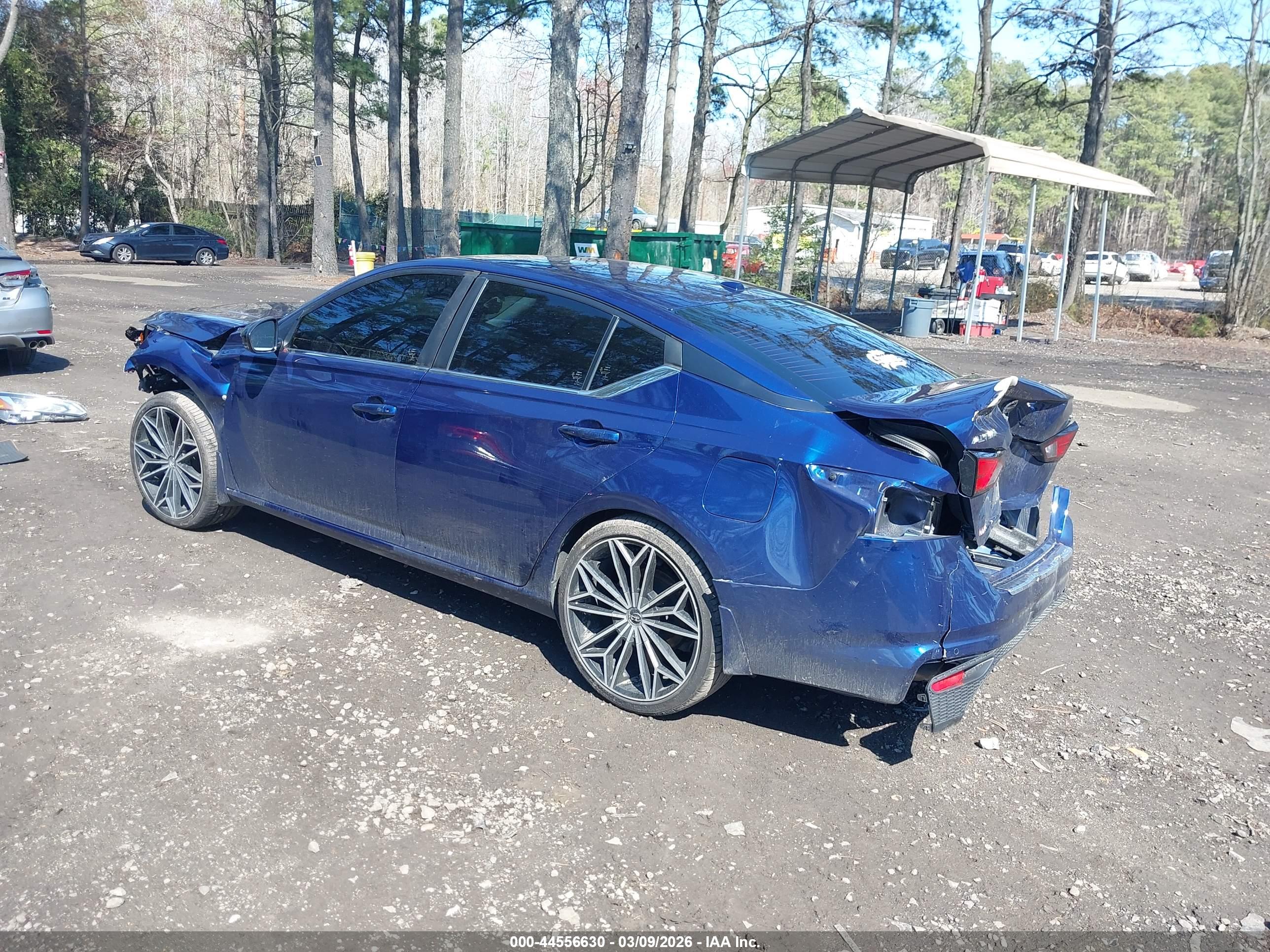 NISSAN ALTIMA image 3