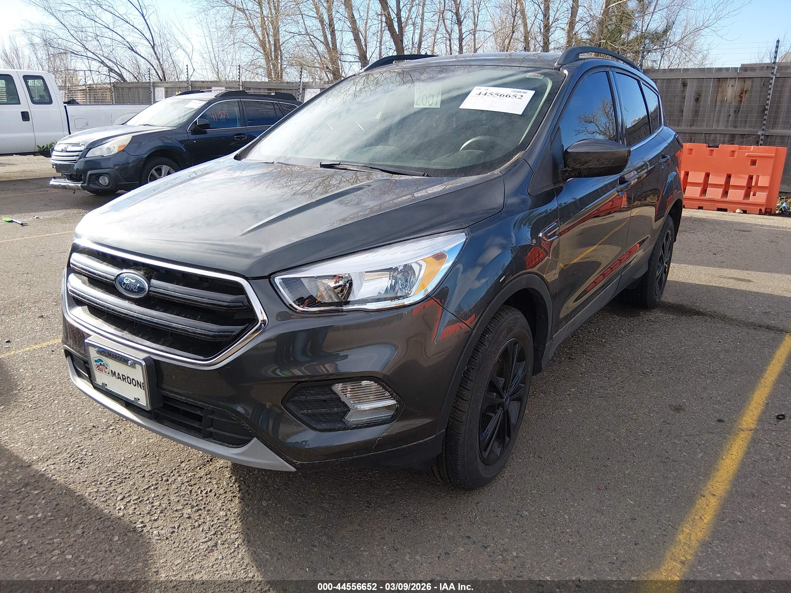 FORD ESCAPE image 2