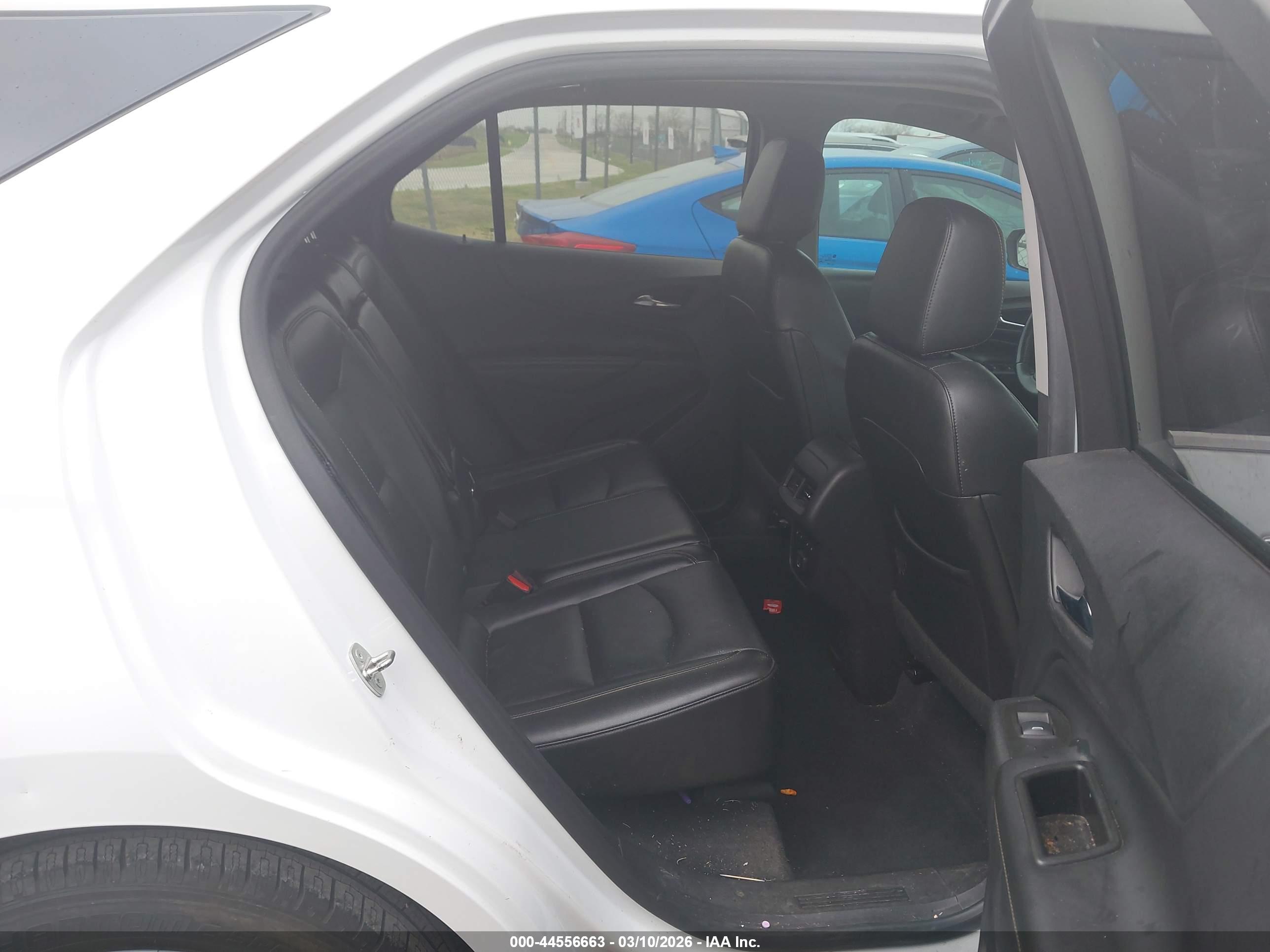 CHEVROLET EQUINOX image 8