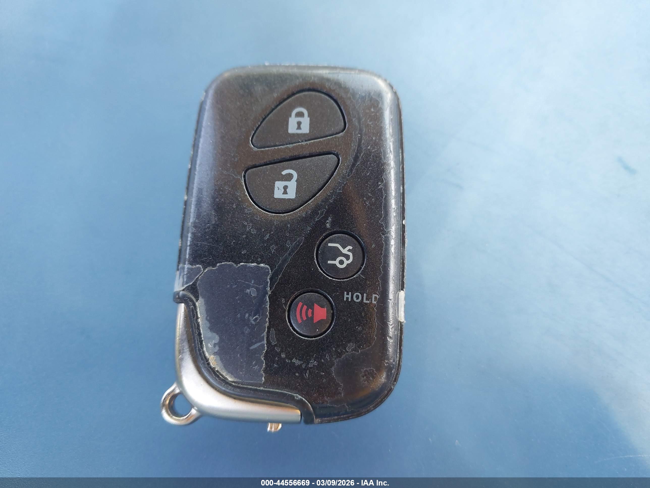 LEXUS IS image 11