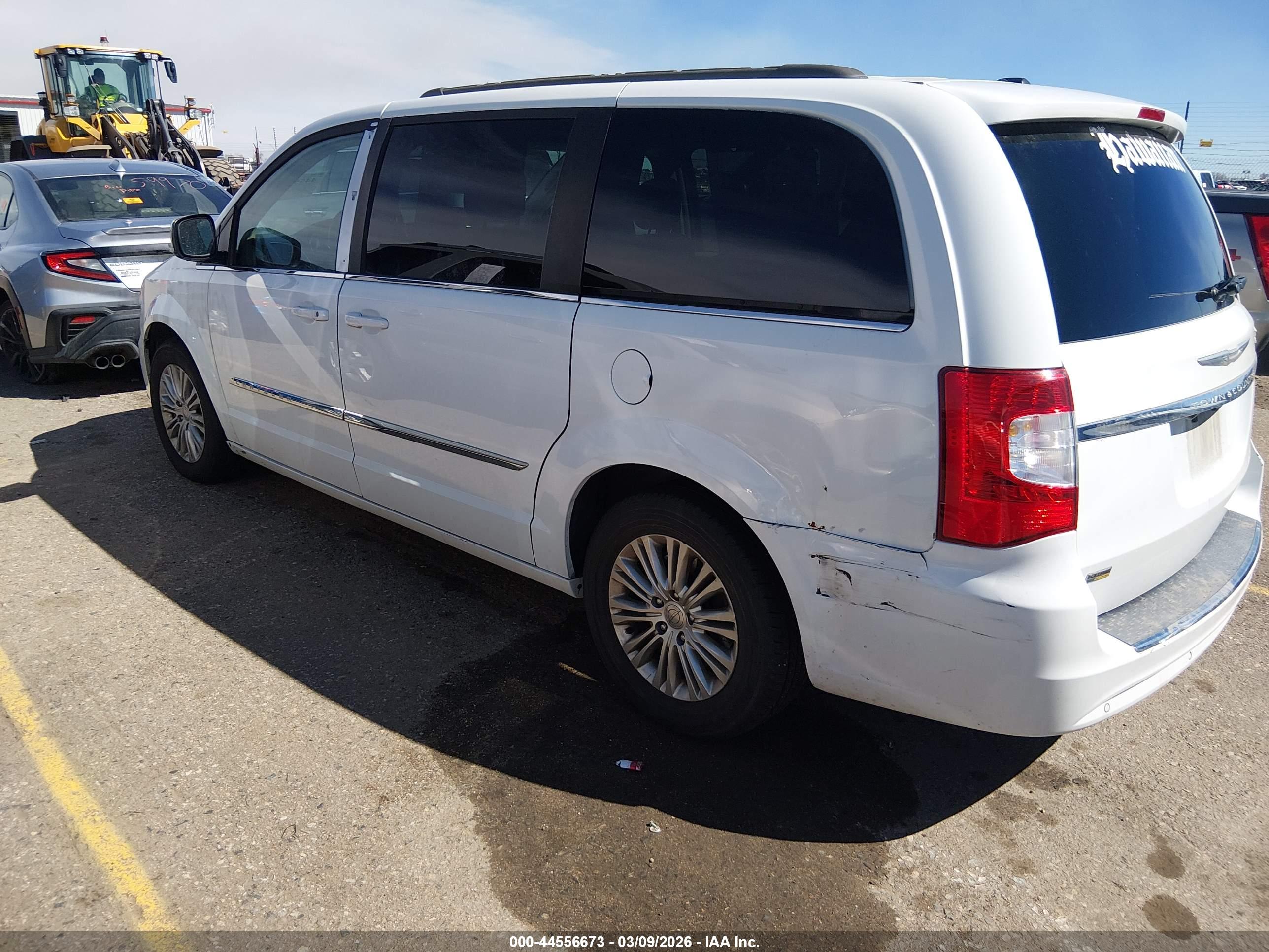 CHRYSLER TOWN image 3