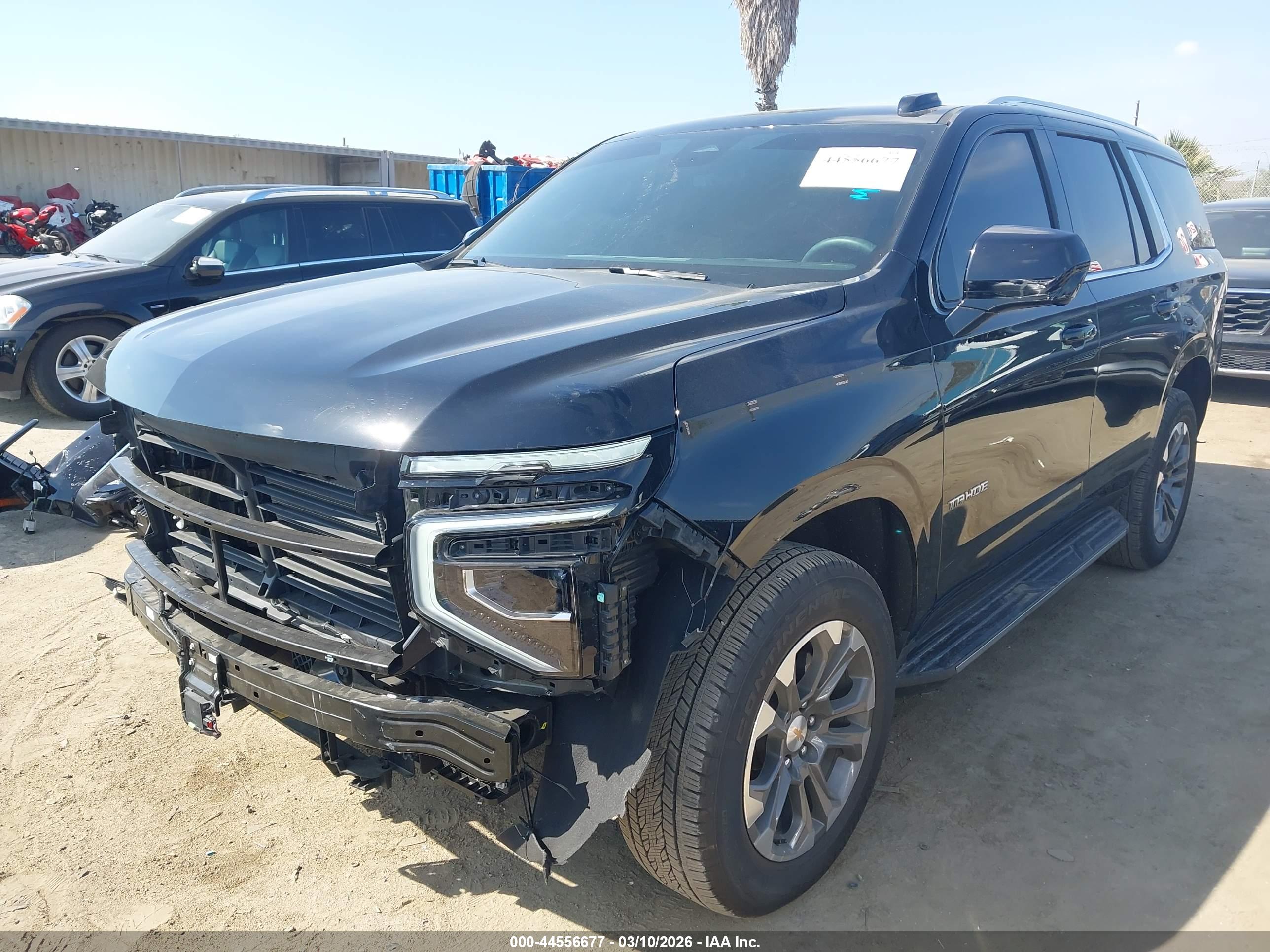 CHEVROLET TAHOE image 2