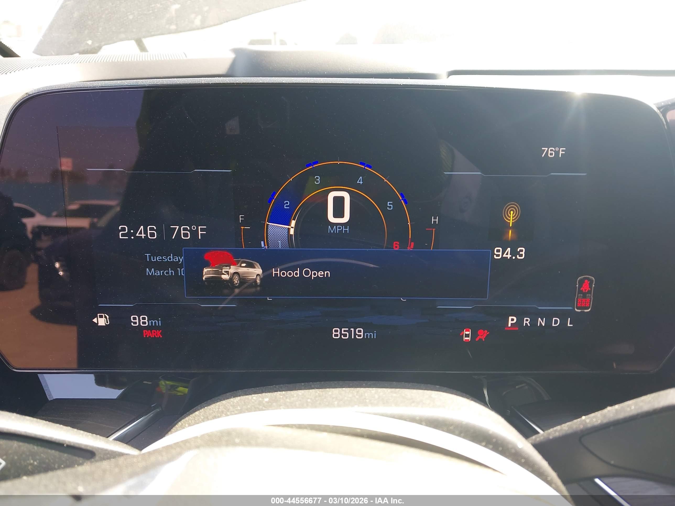 CHEVROLET TAHOE image 7