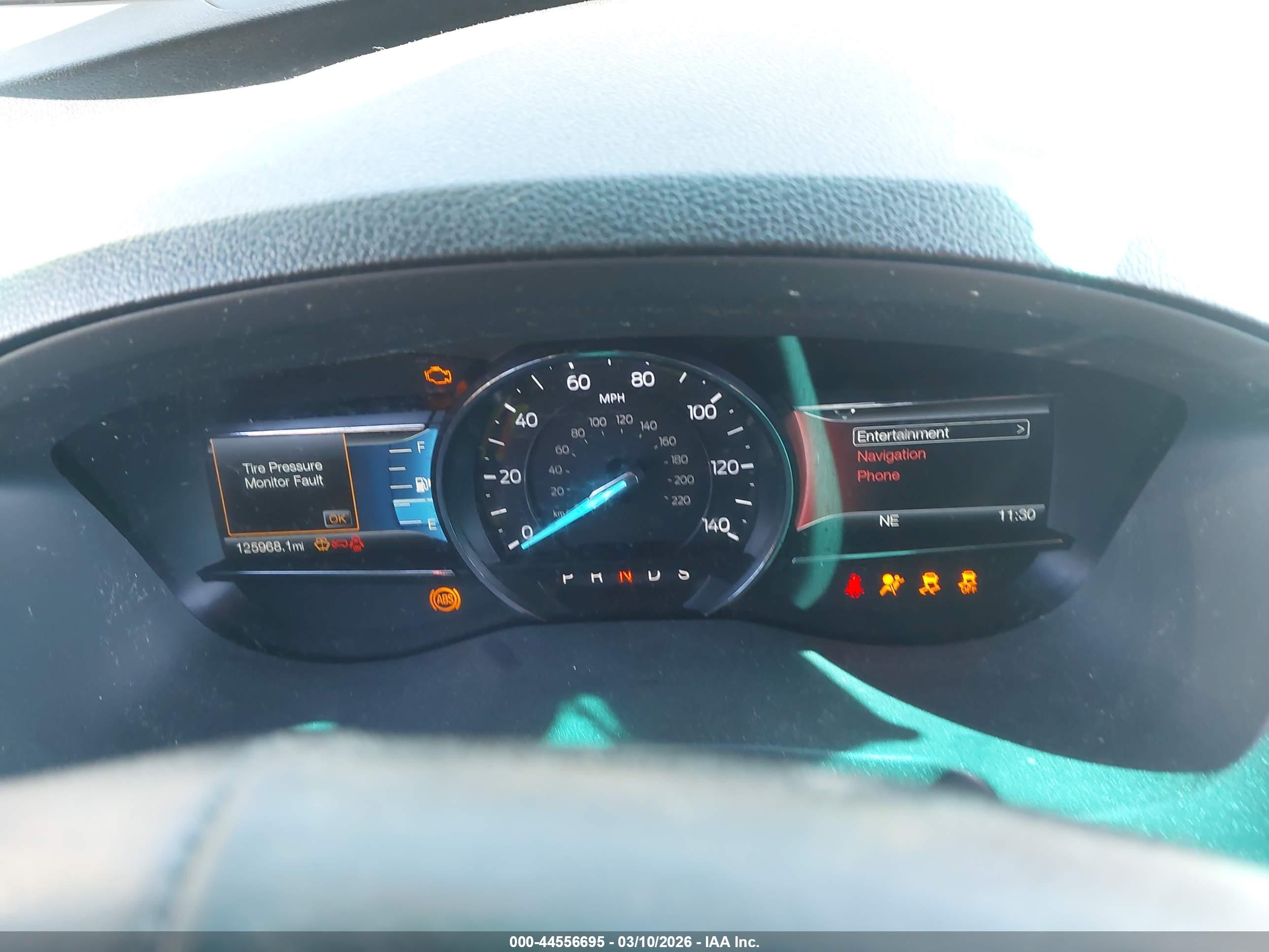 FORD EXPLORER image 7