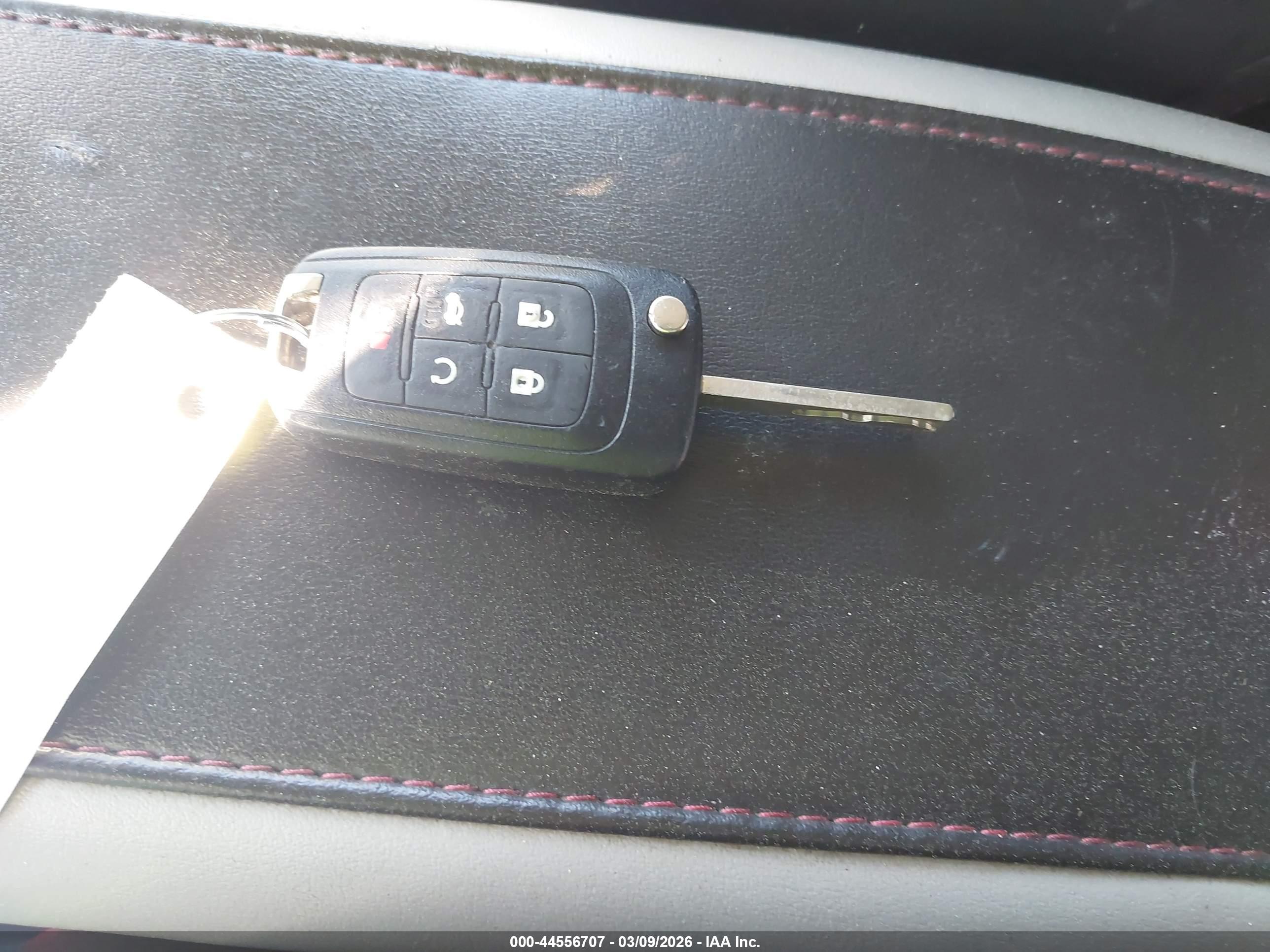 CHEVROLET EQUINOX image 11