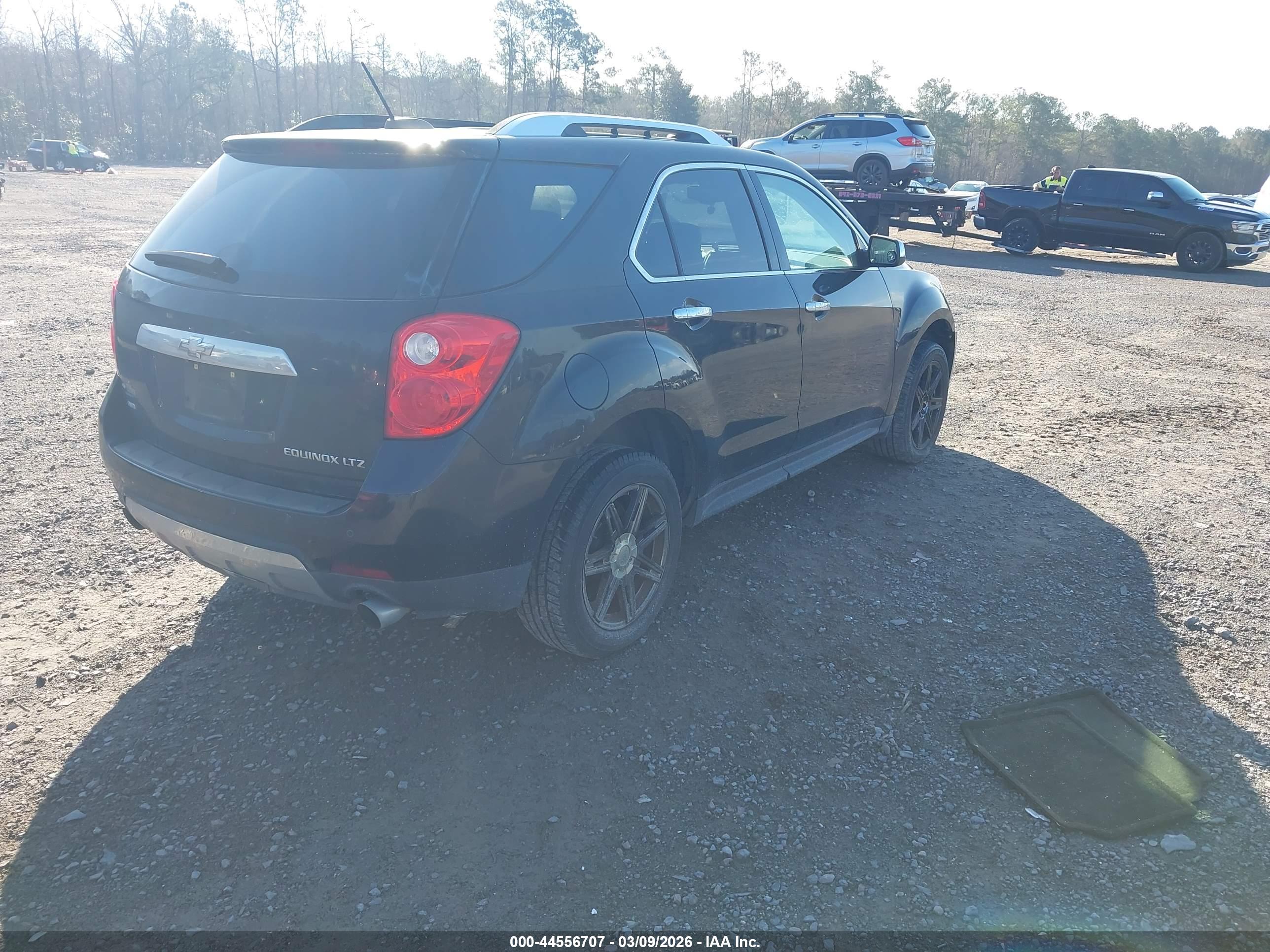 CHEVROLET EQUINOX image 4