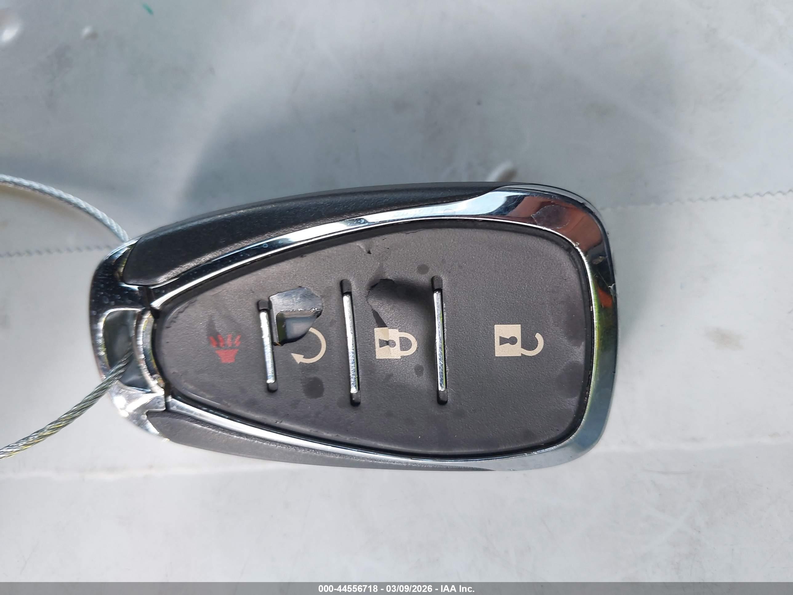 CHEVROLET TRAX image 11