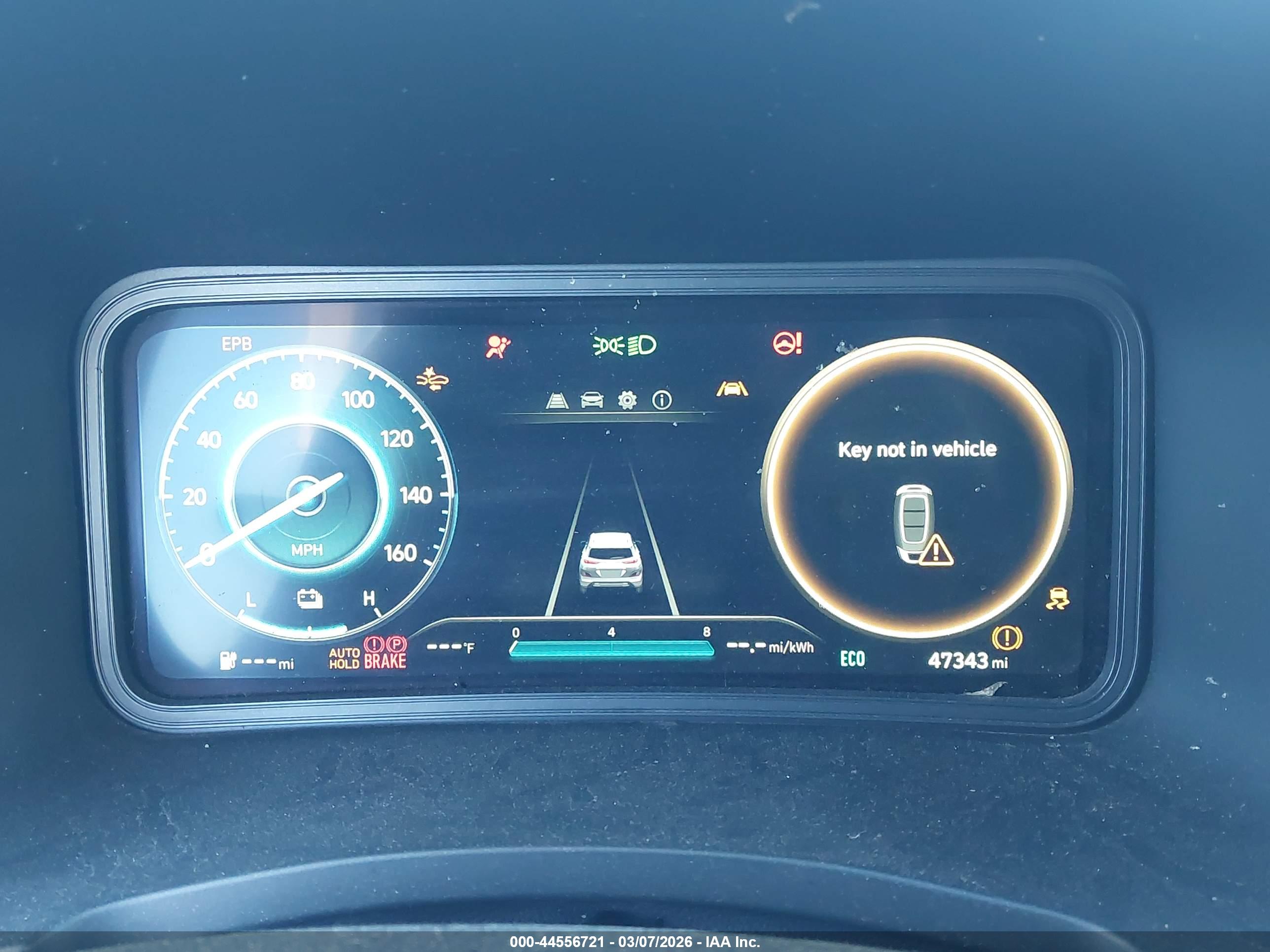 HYUNDAI KONA image 7