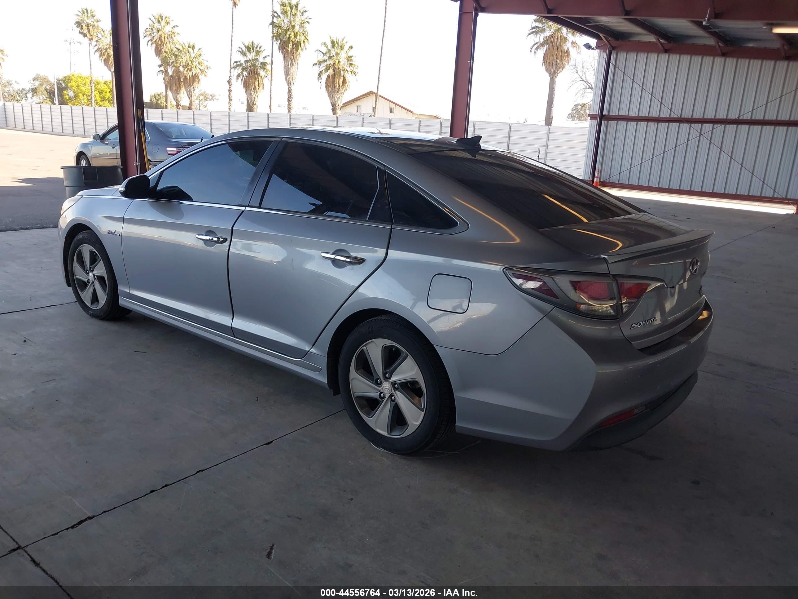 HYUNDAI SONATA image 3
