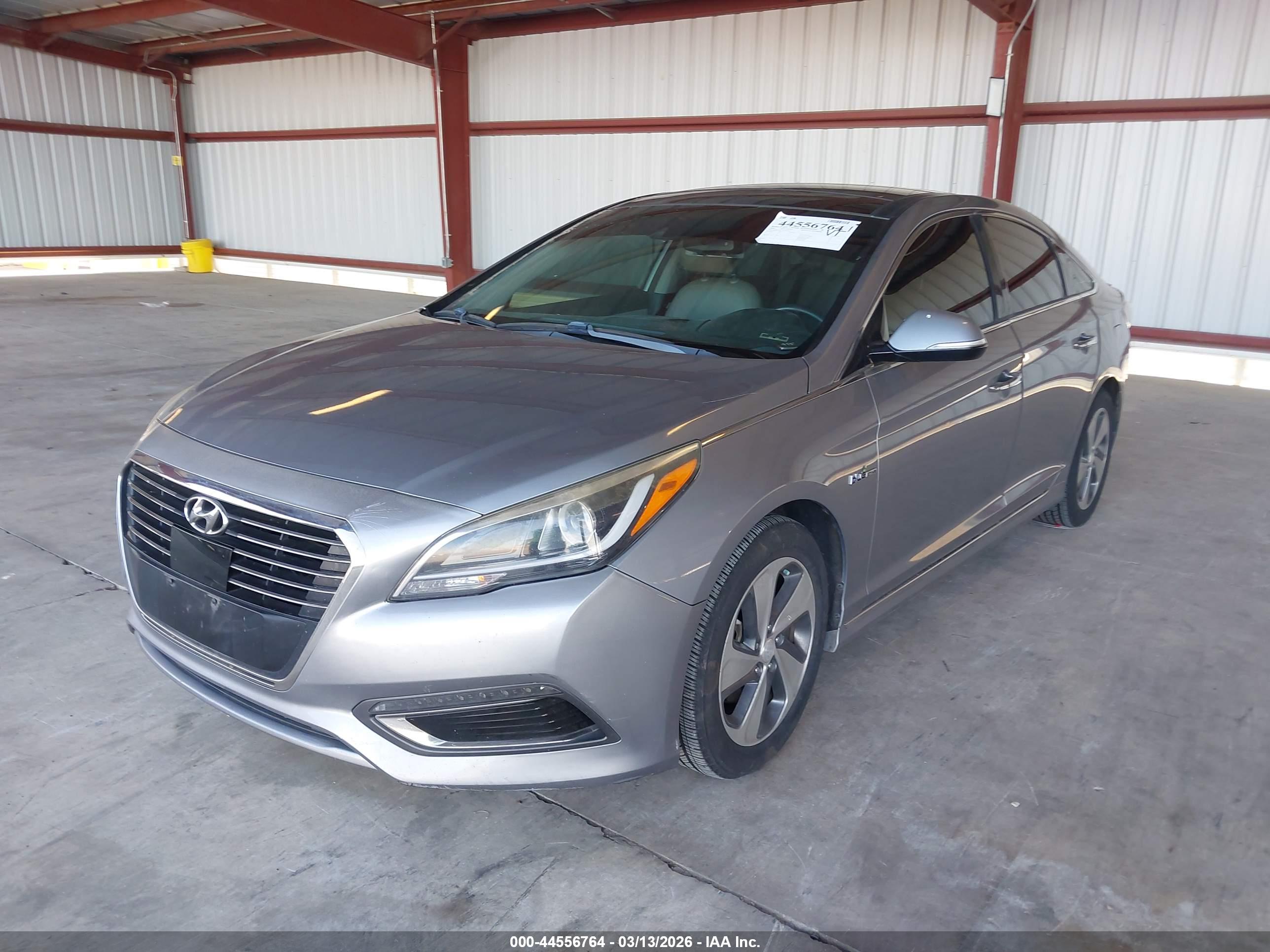 HYUNDAI SONATA image 6