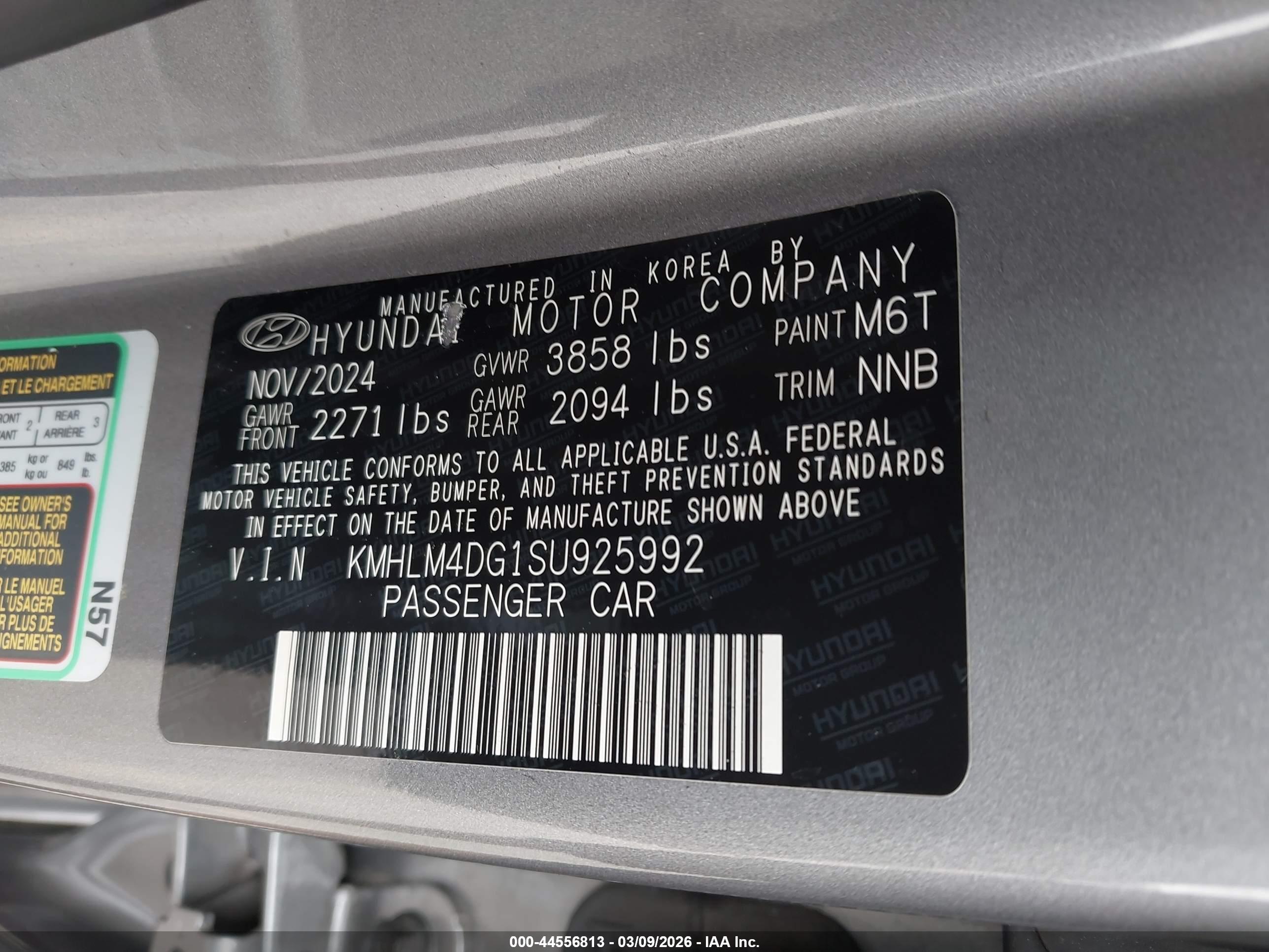 HYUNDAI ELANTRA image 9