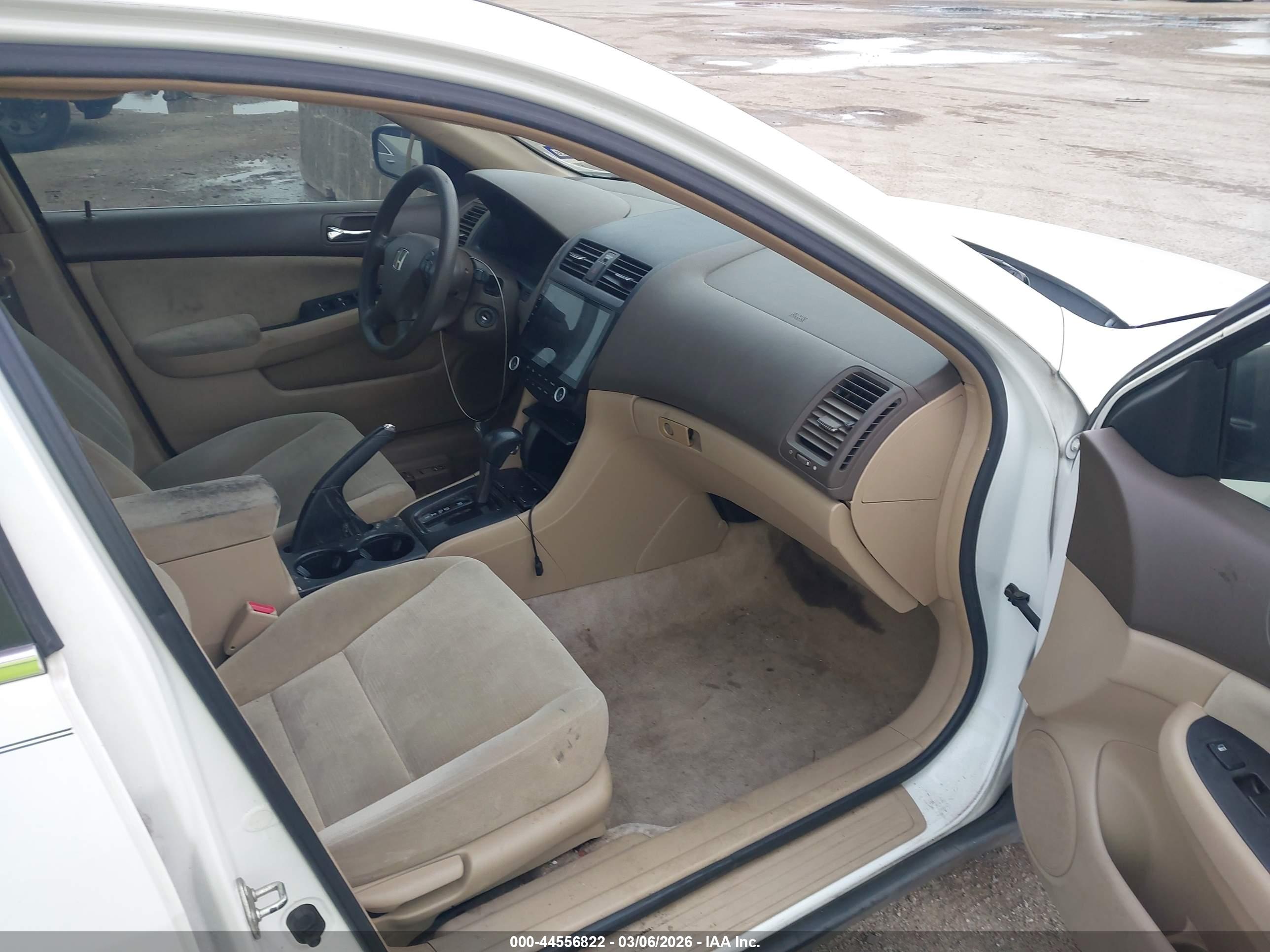 HONDA ACCORD image 5
