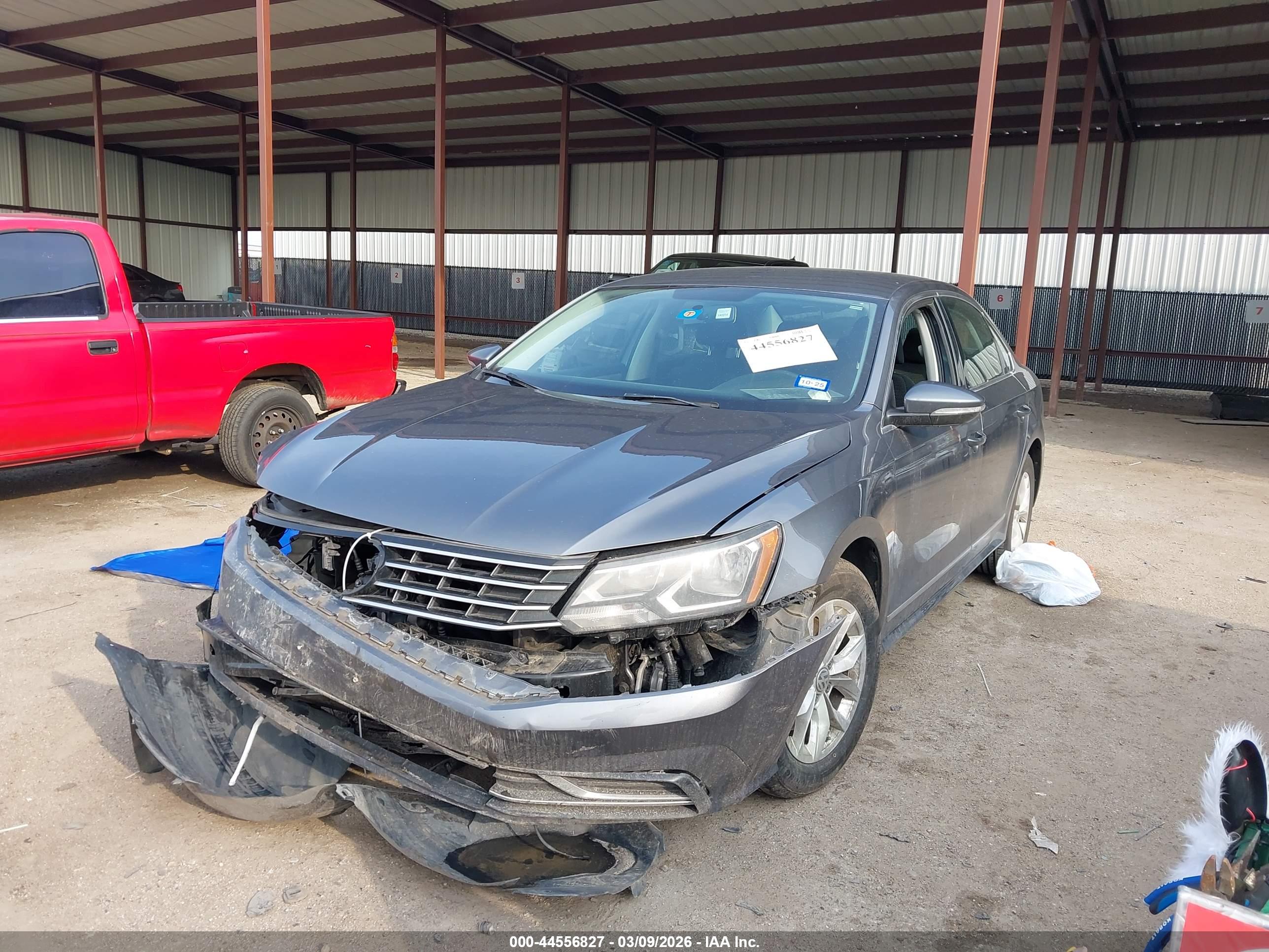 VOLKSWAGEN PASSAT image 2