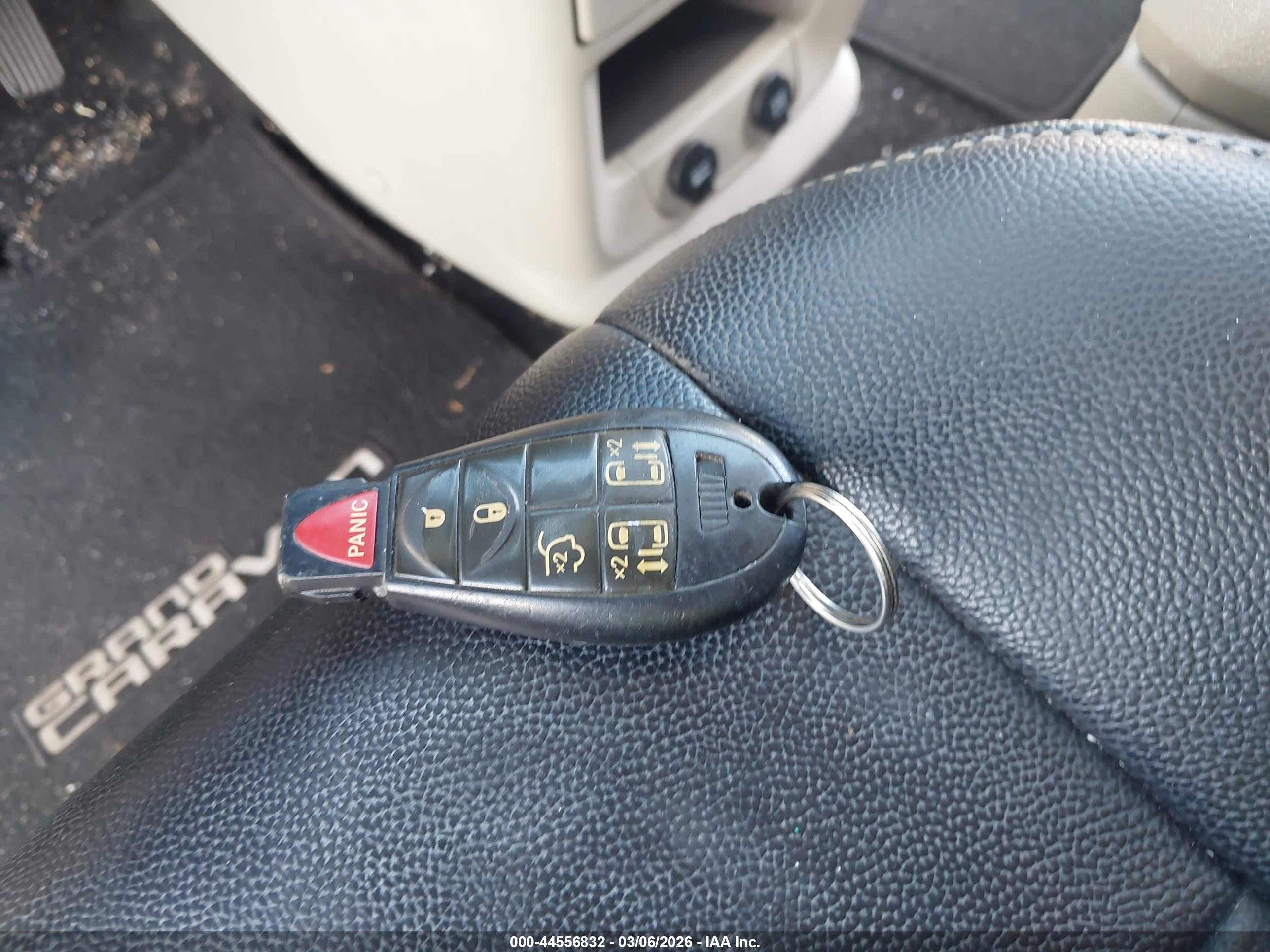 CHRYSLER TOWN image 11