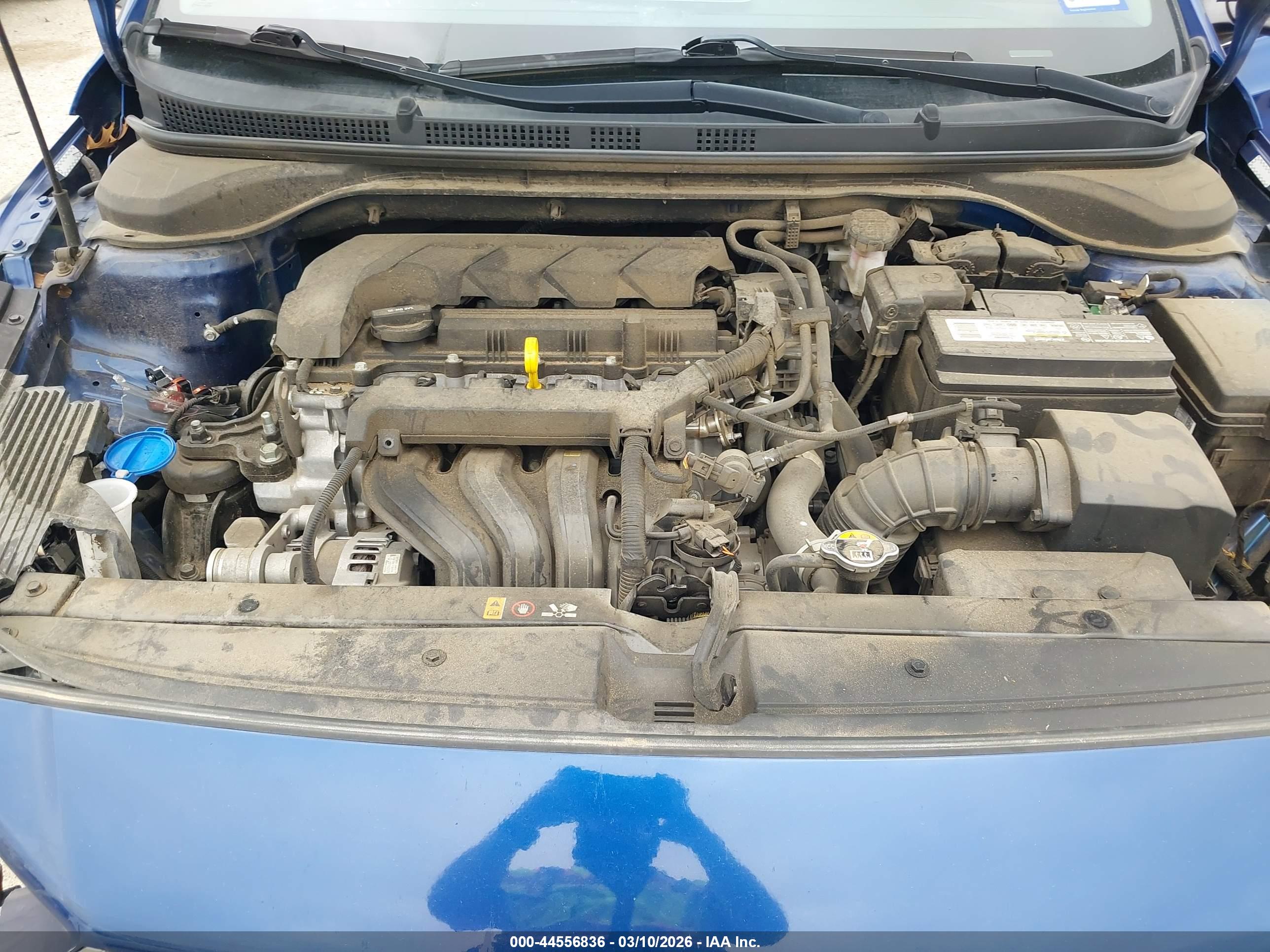 HYUNDAI ACCENT image 10