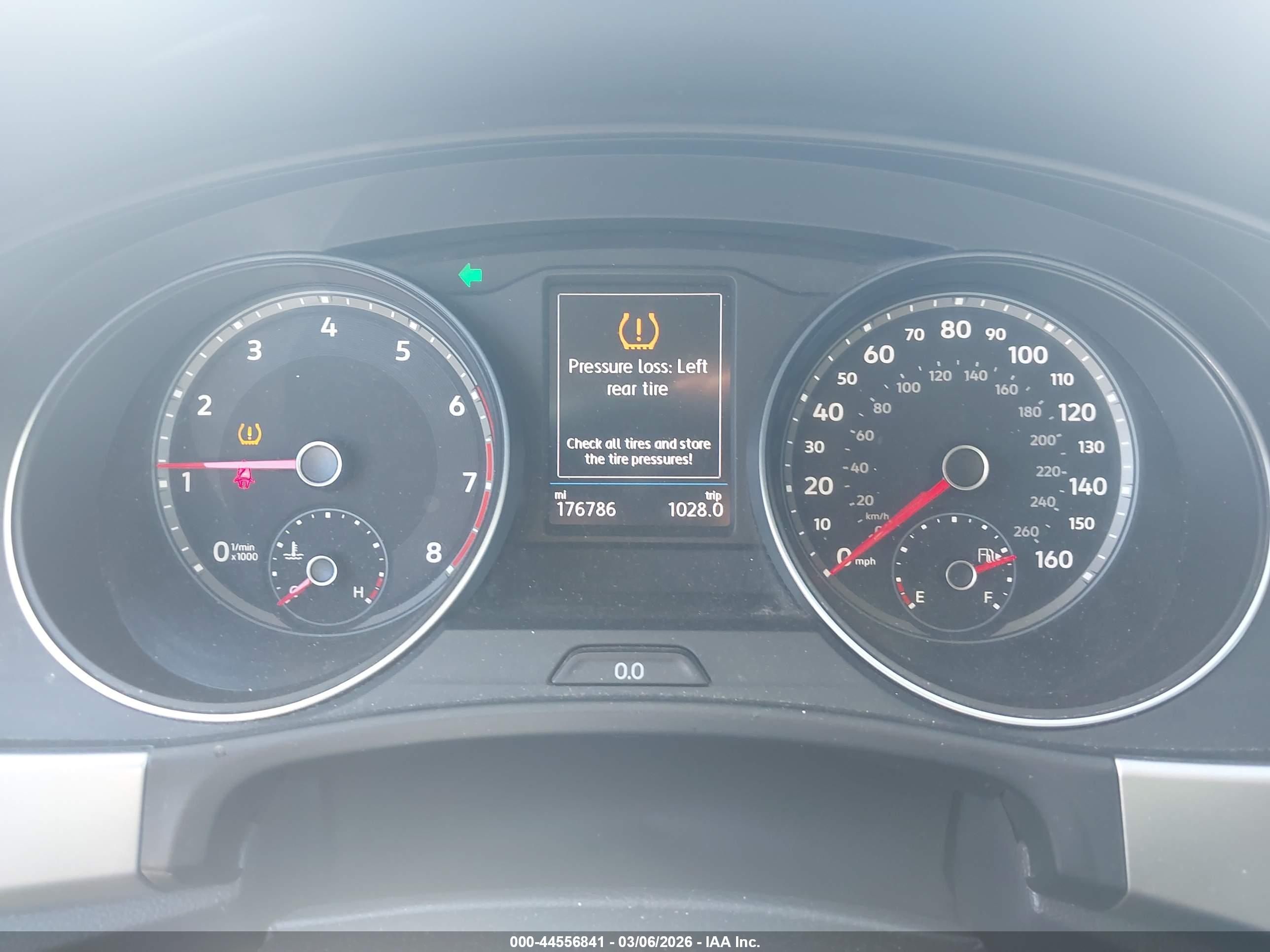 VOLKSWAGEN ATLAS image 7