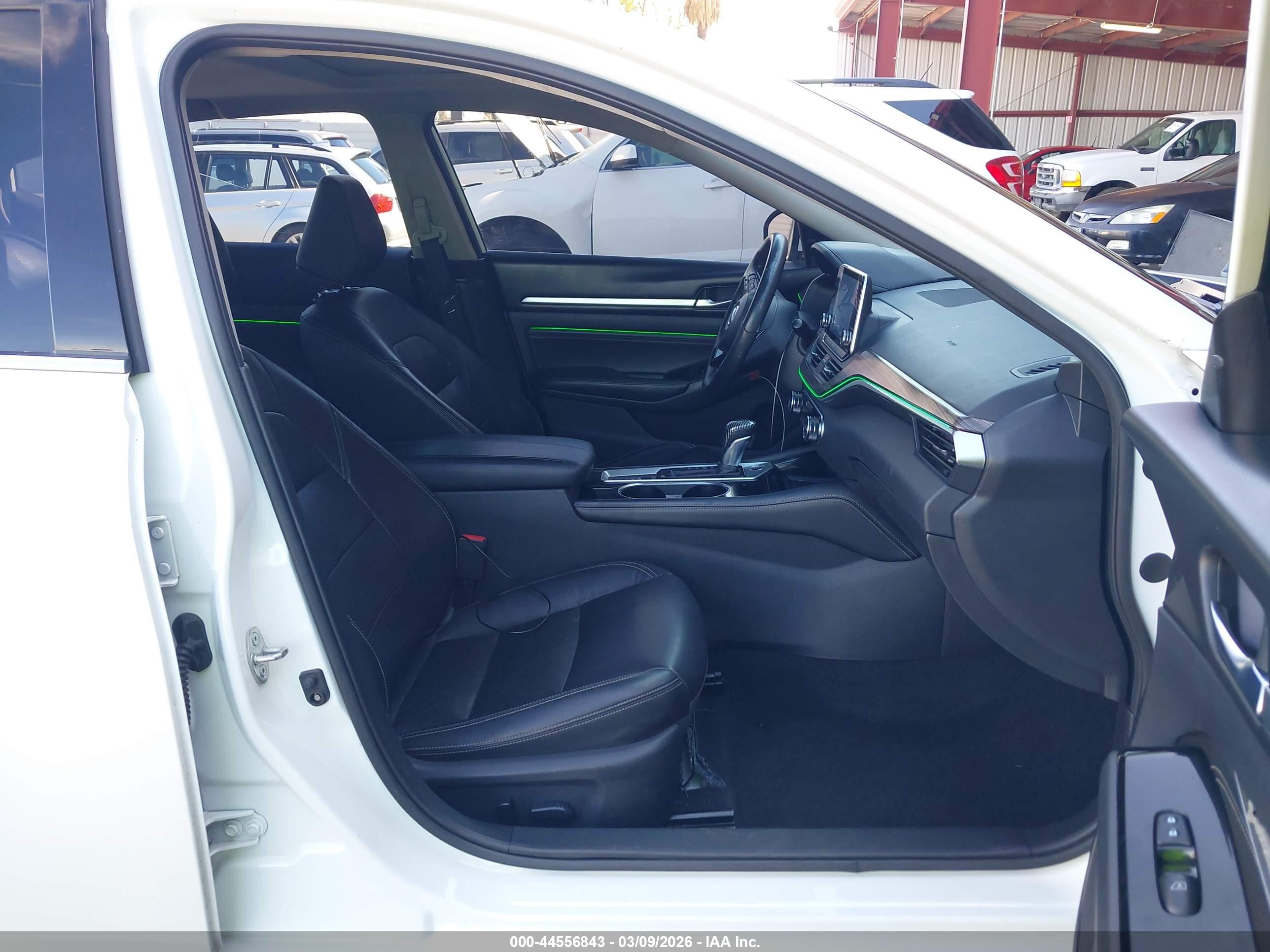 NISSAN ALTIMA image 5
