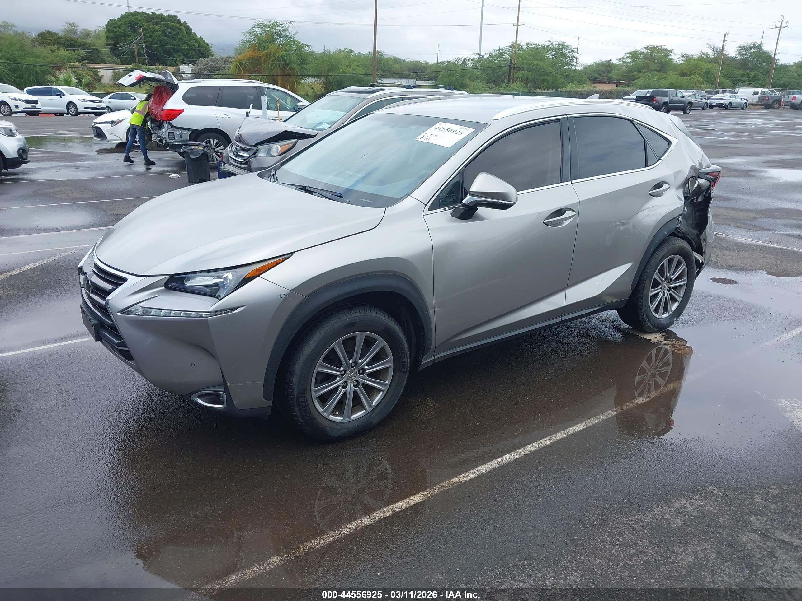 LEXUS NX image 2