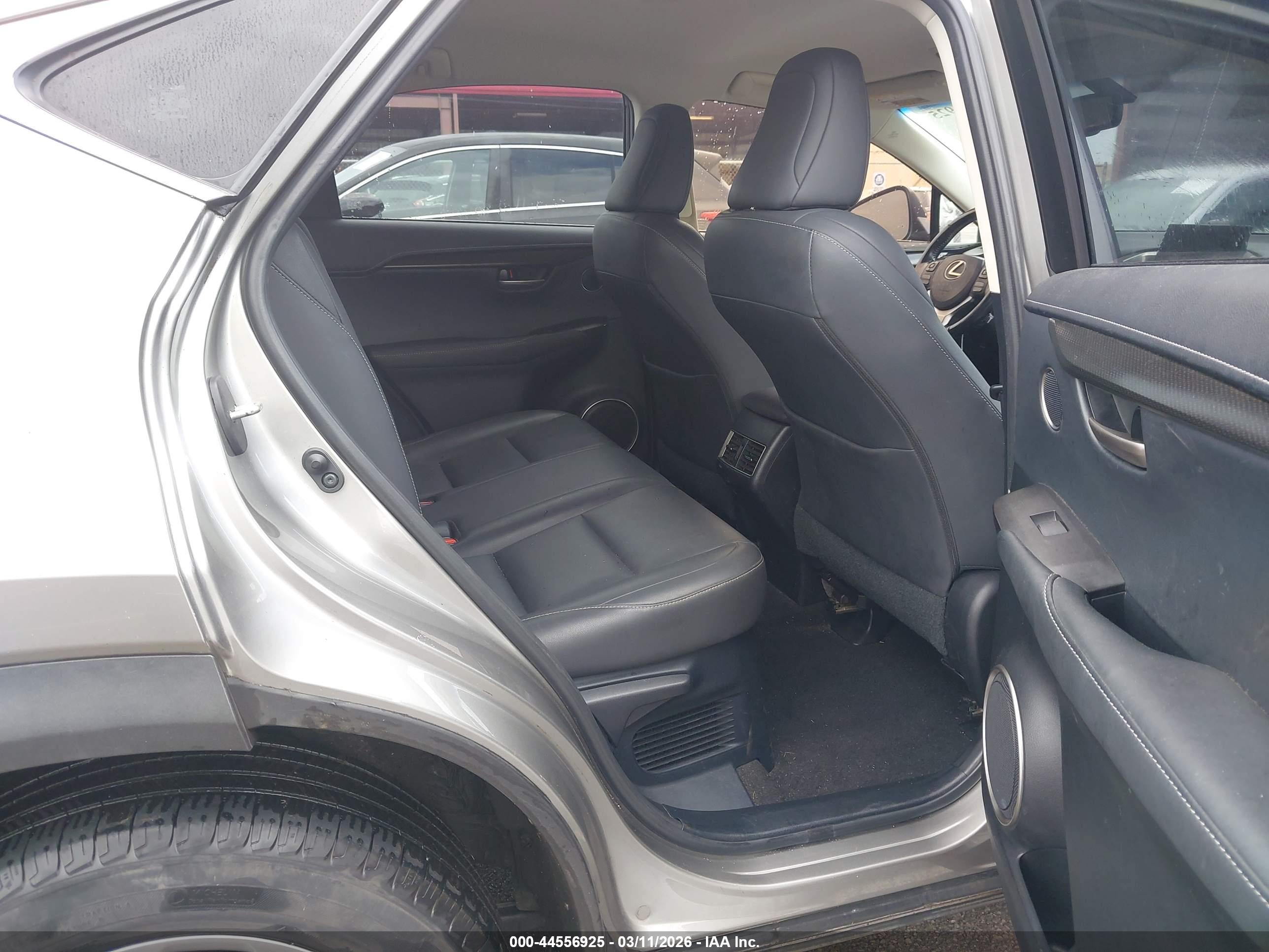 LEXUS NX image 8