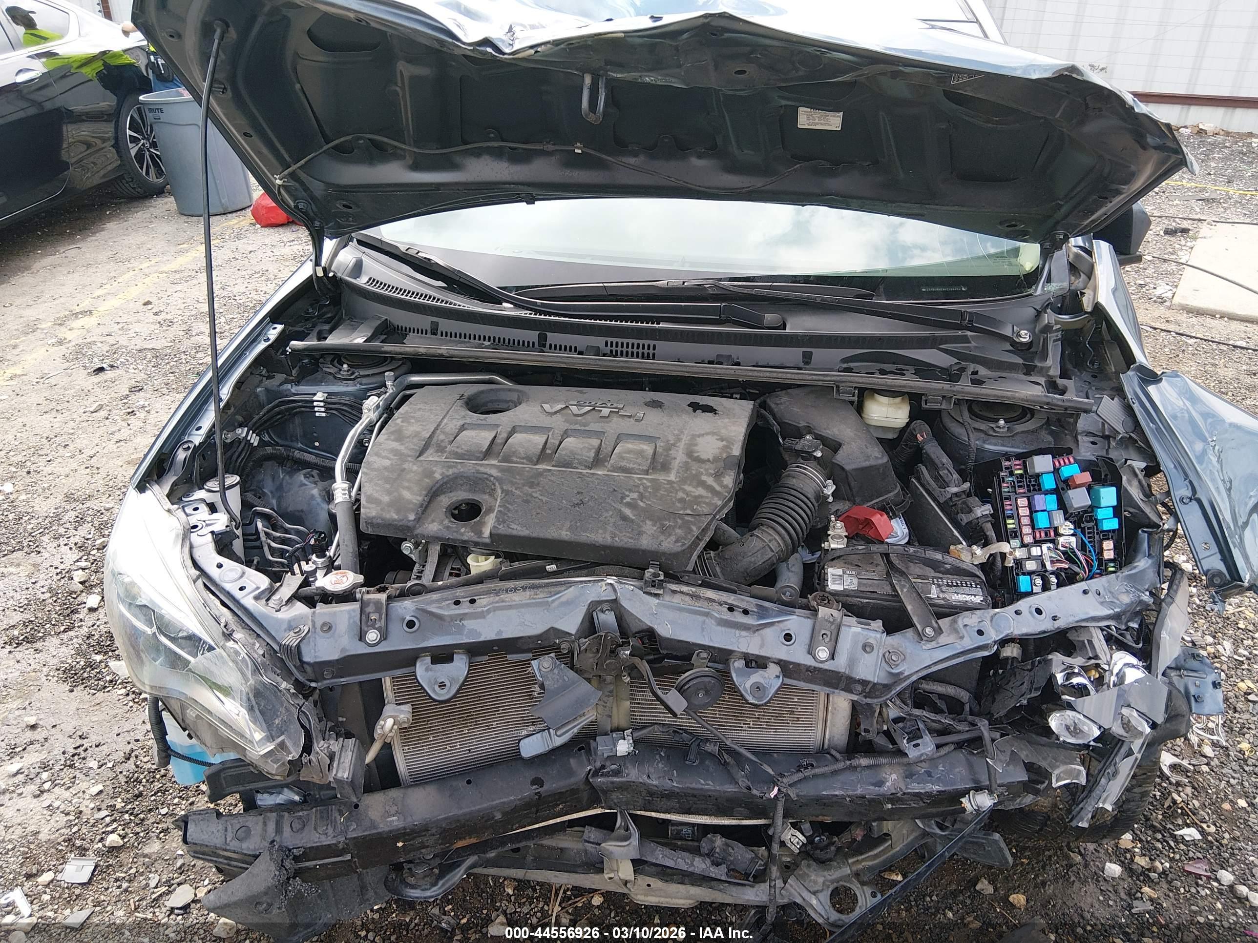 TOYOTA COROLLA image 10