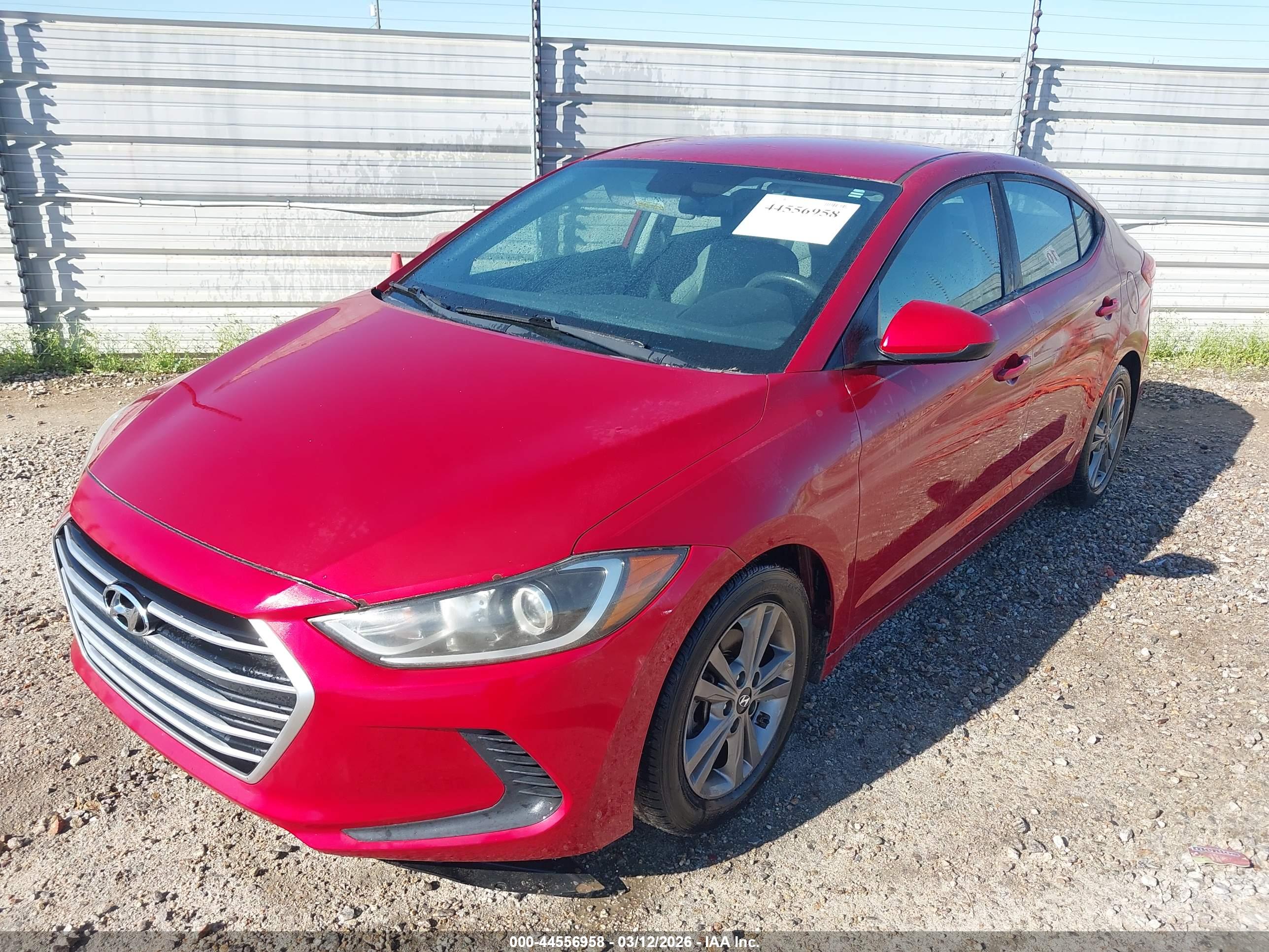 HYUNDAI ELANTRA image 2