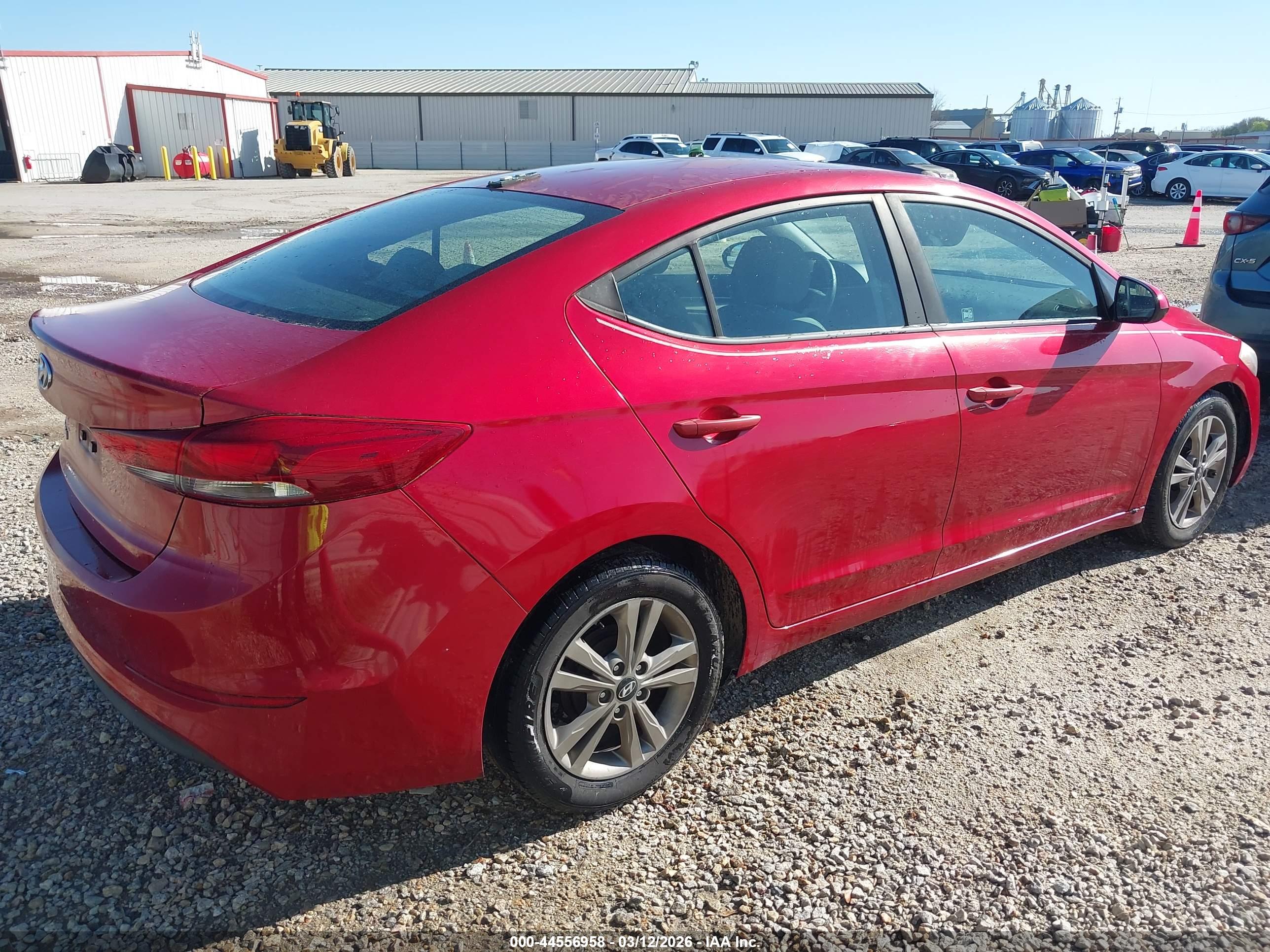 HYUNDAI ELANTRA image 4