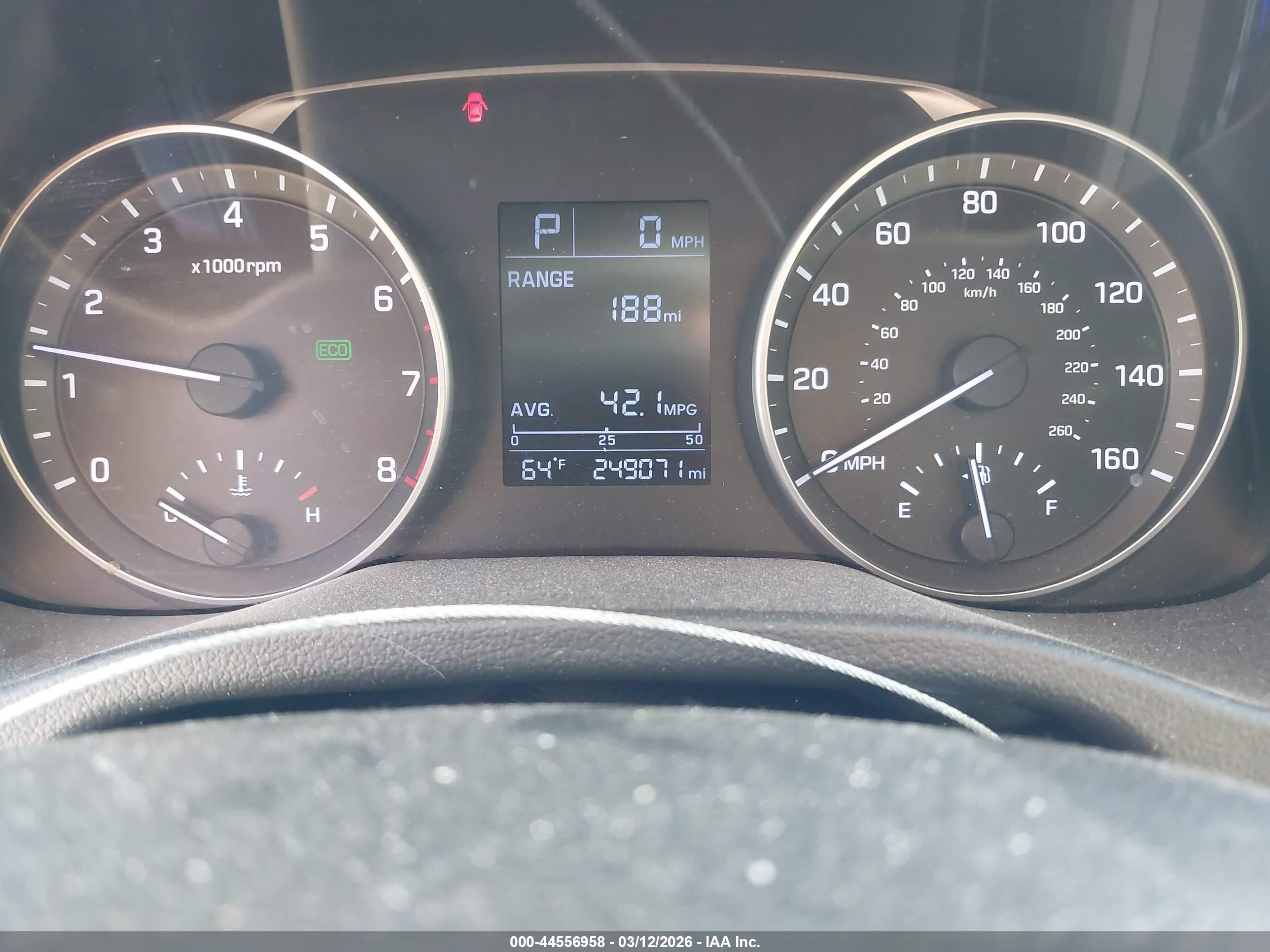 HYUNDAI ELANTRA image 7