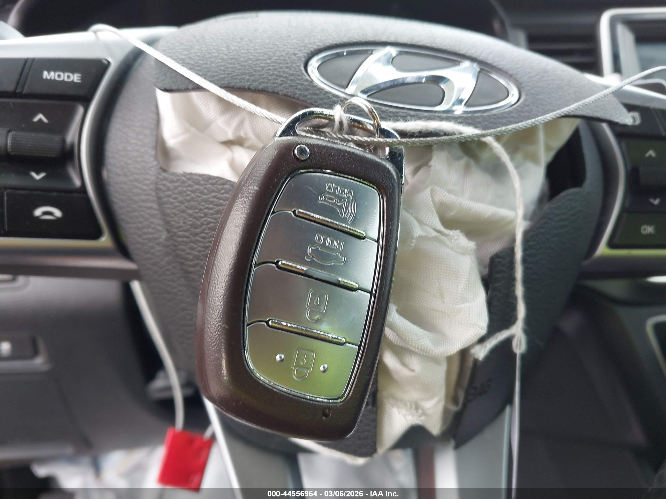 HYUNDAI SONATA image 11