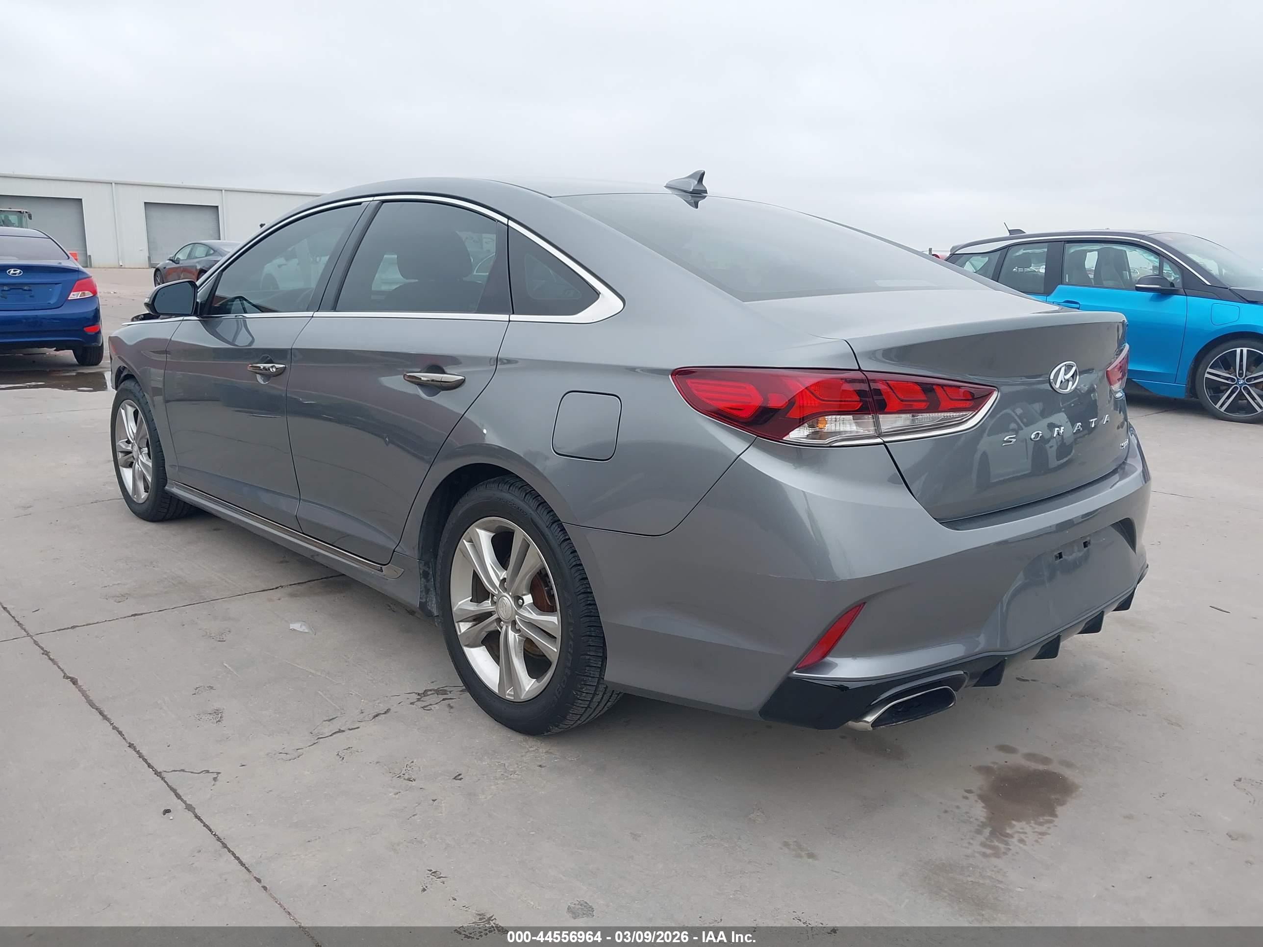 HYUNDAI SONATA image 3