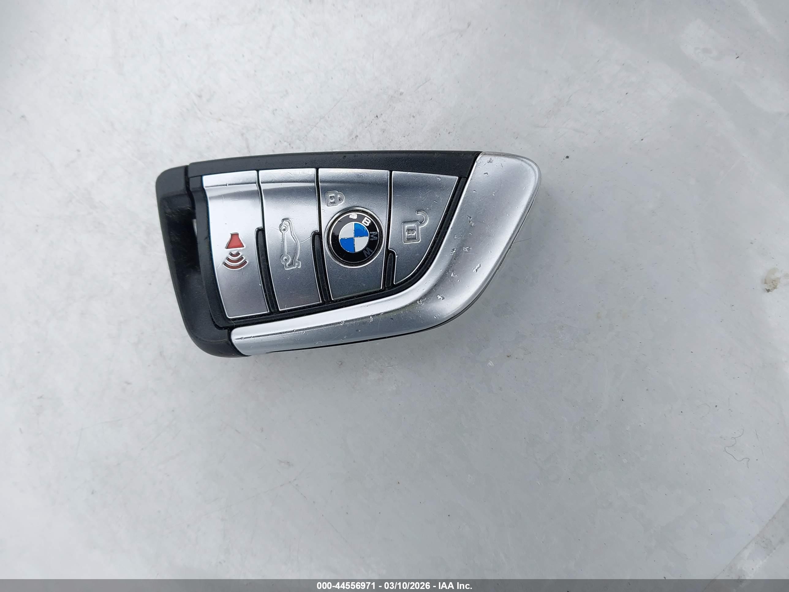 BMW 530E image 11
