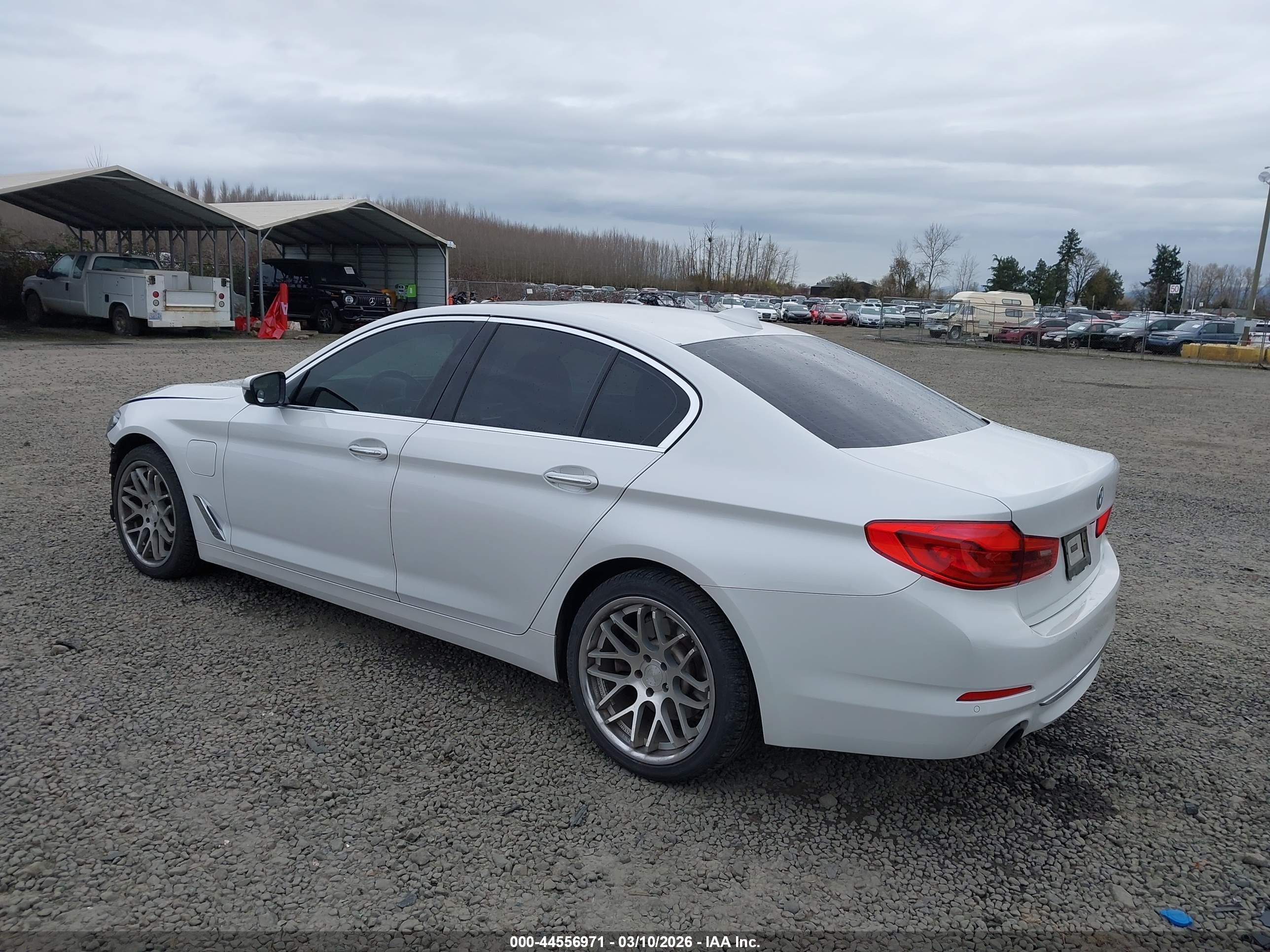 BMW 530E image 3
